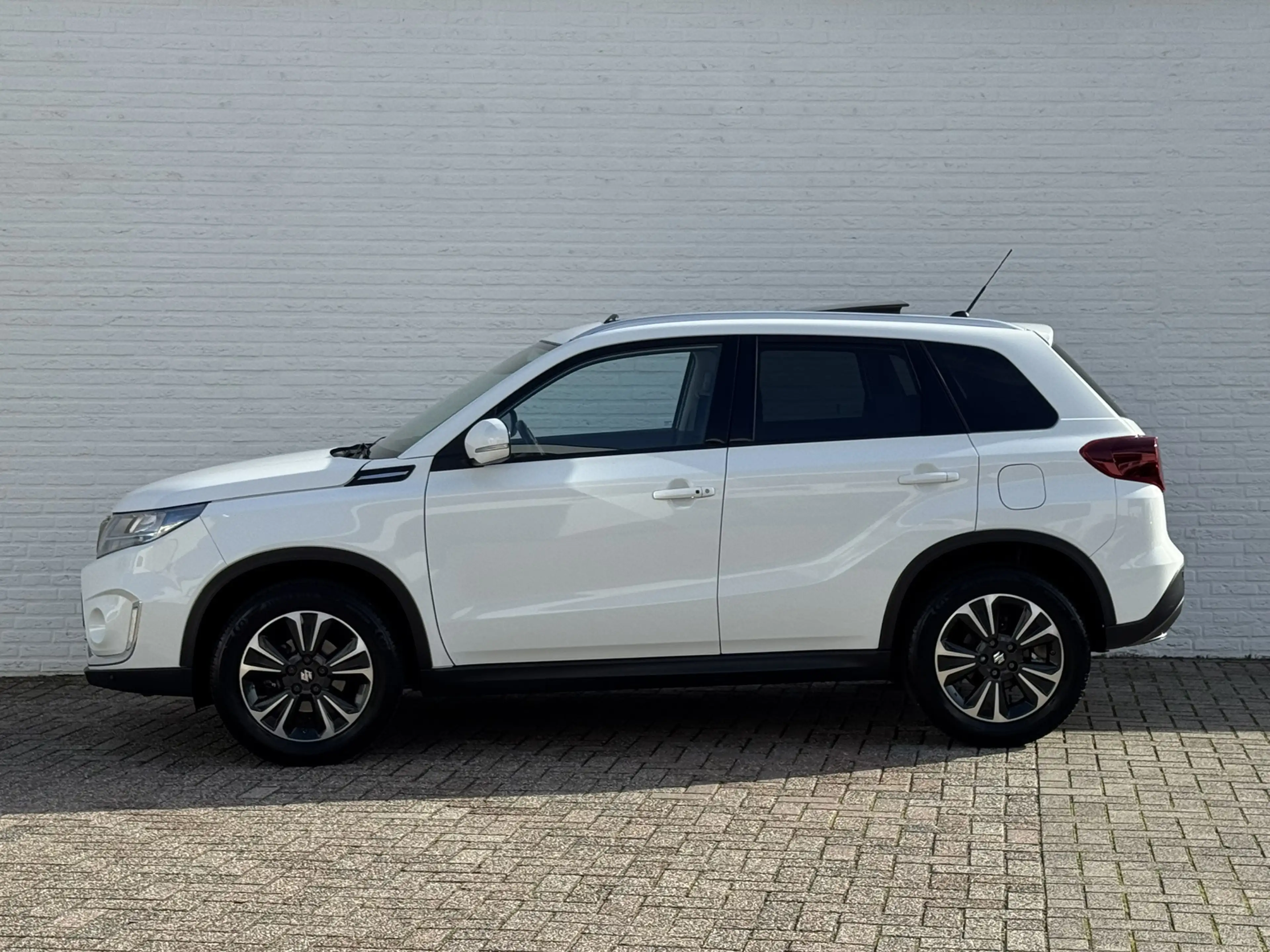 Suzuki Vitara 1.4 Boosterjet Style Smart Hybrid AllGrip Automaat — photo 13