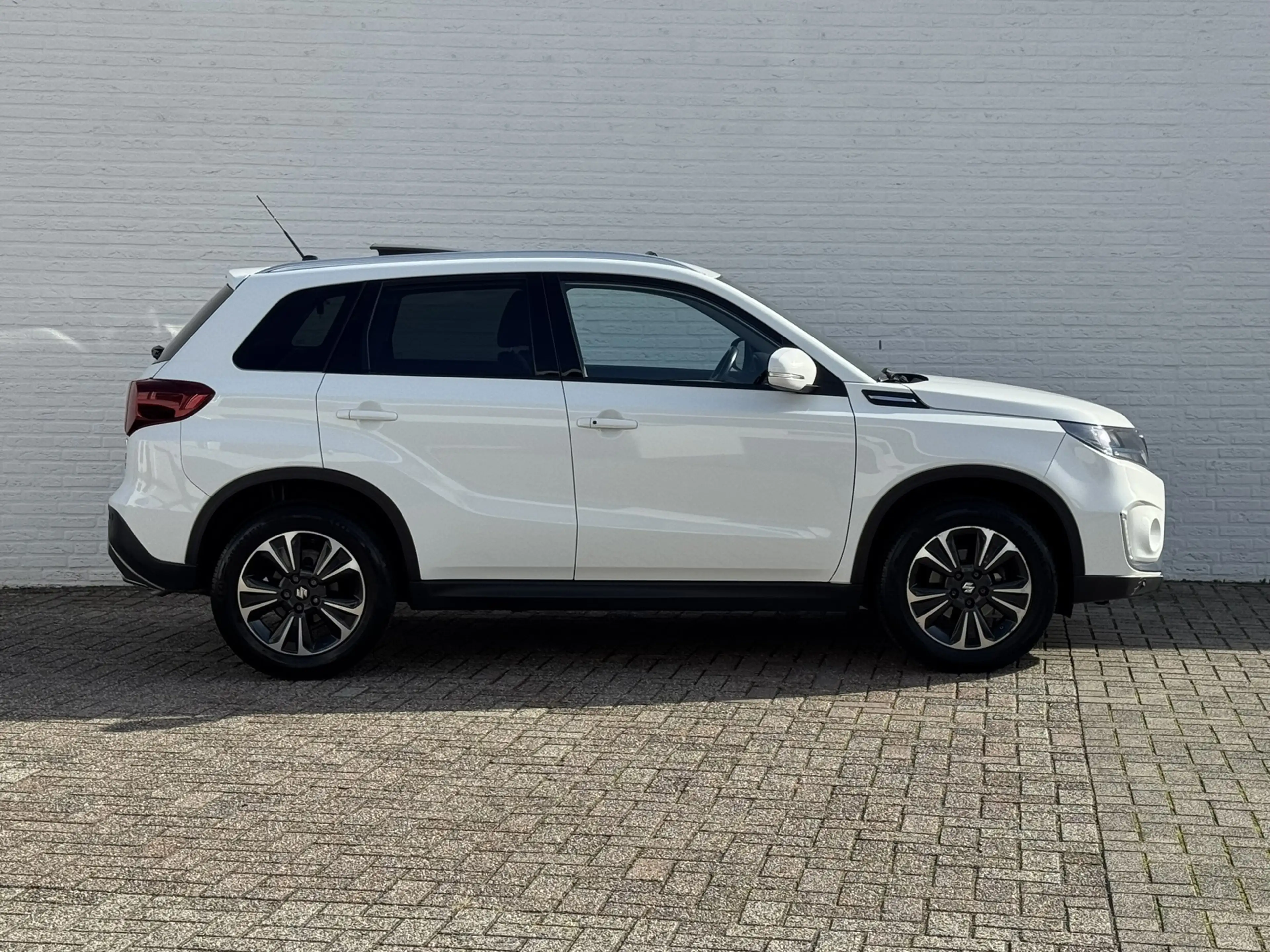 Suzuki Vitara 1.4 Boosterjet Style Smart Hybrid AllGrip Automaat — photo 14