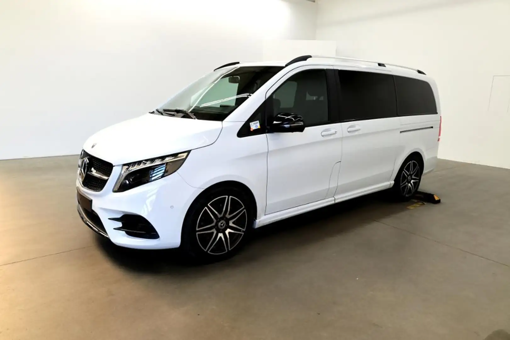 Mercedes-Benz V 300 V300d AVANTGARDE Lang AMG/Night-Paket/Distronic Biały - 2
