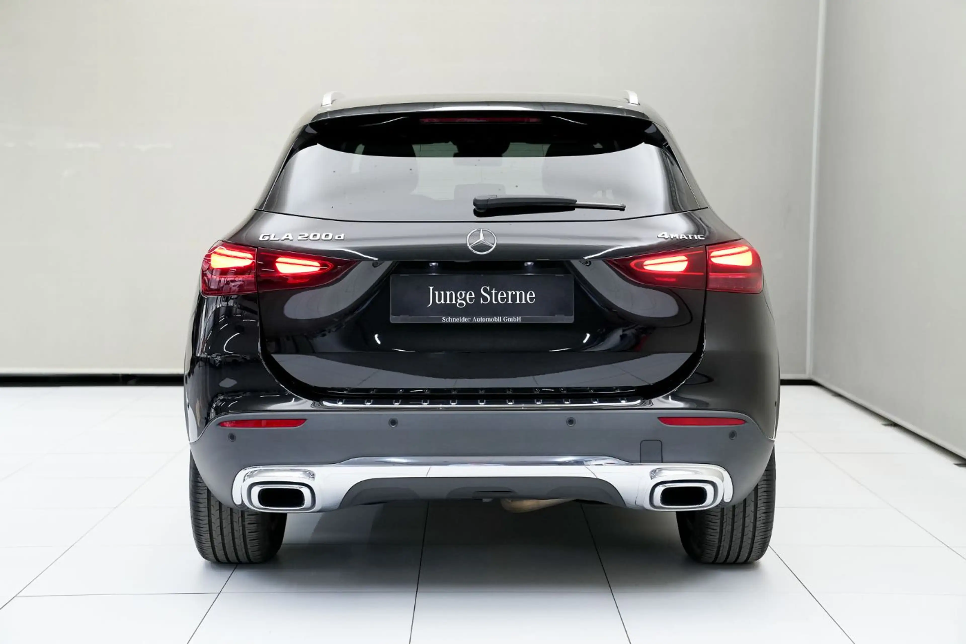 Mercedes-Benz GLA 200 d 4MATIC W-Paket KAM SpurH FLA el.Heck — photo 11