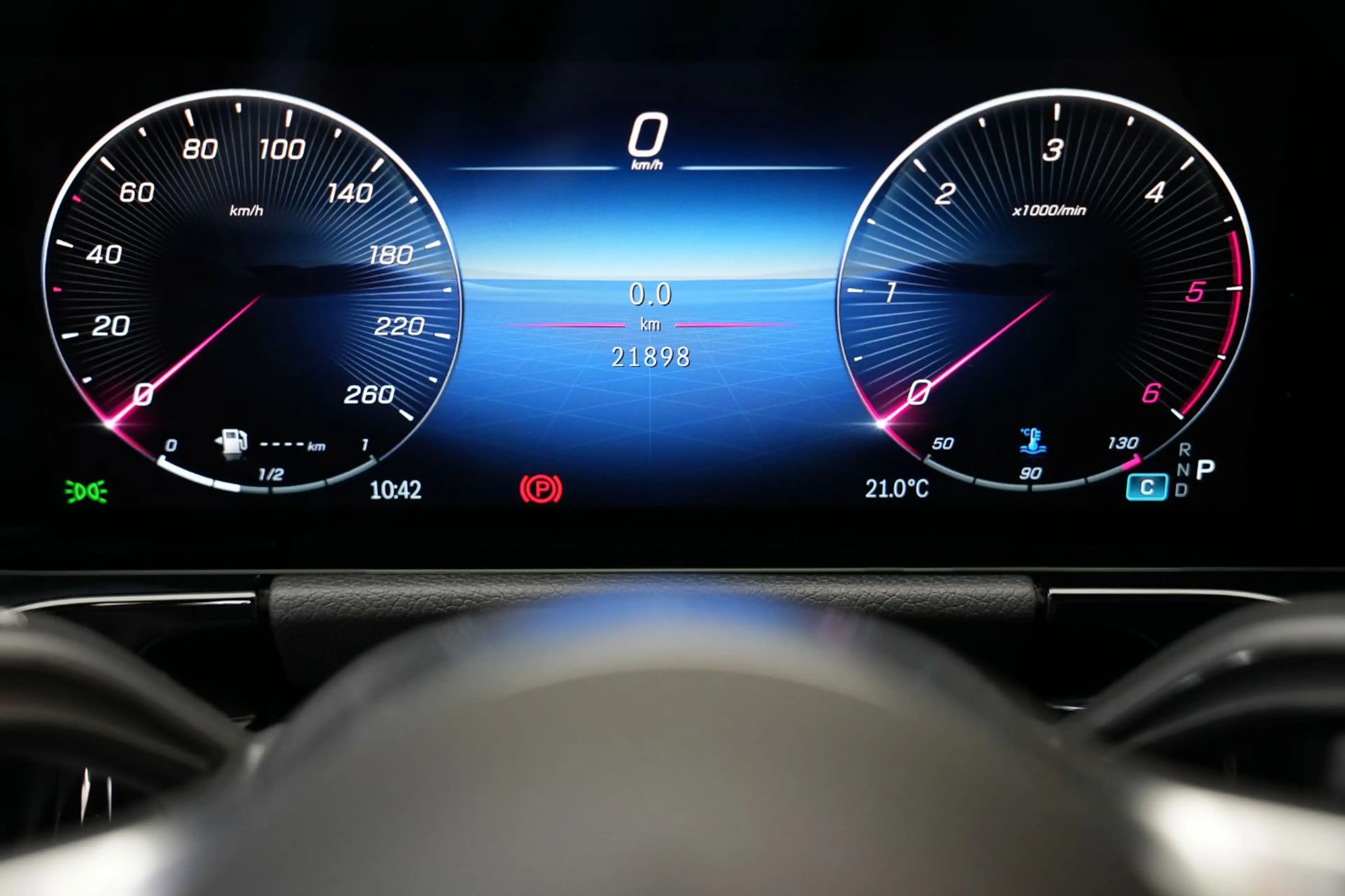 Mercedes-Benz GLA 200 d 4MATIC W-Paket KAM SpurH FLA el.Heck — photo 5