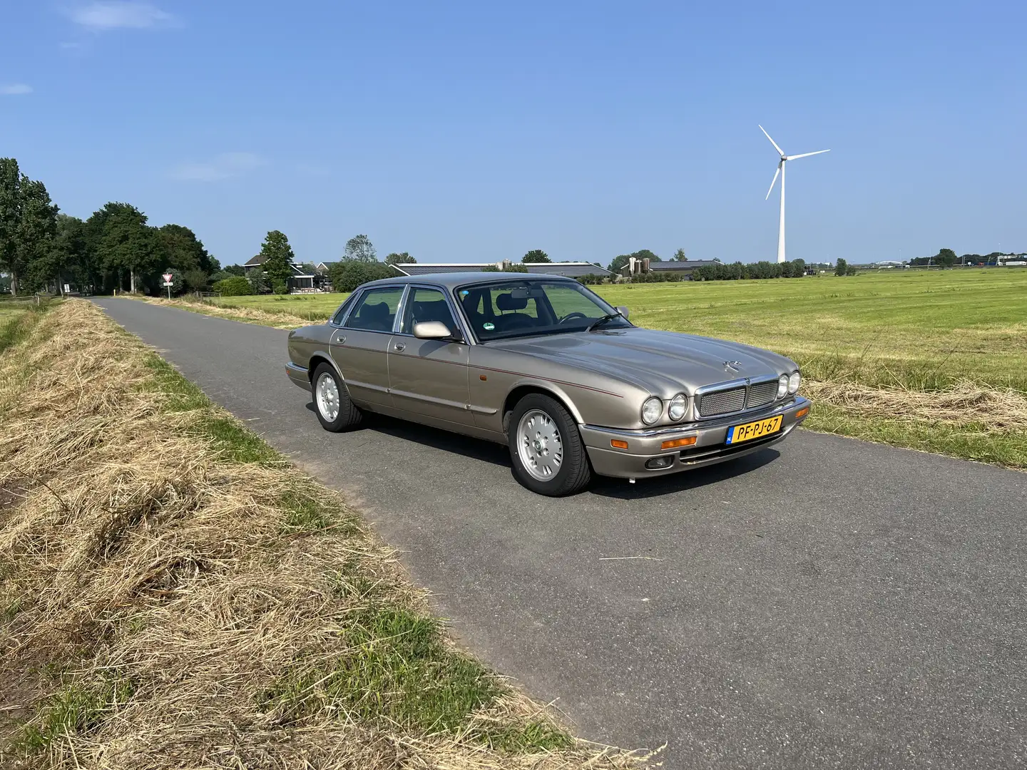 Jaguar Sovereign XJ6 3.2 - 1