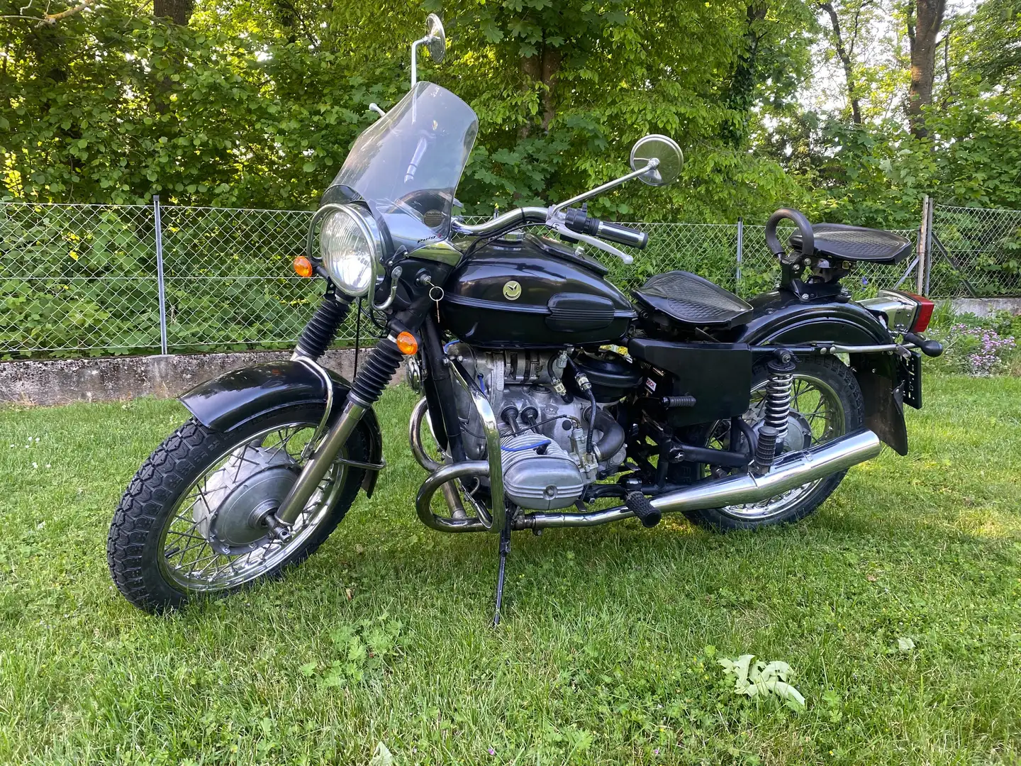 Ural IMZ 650 U103 Solo Schwarz - 1