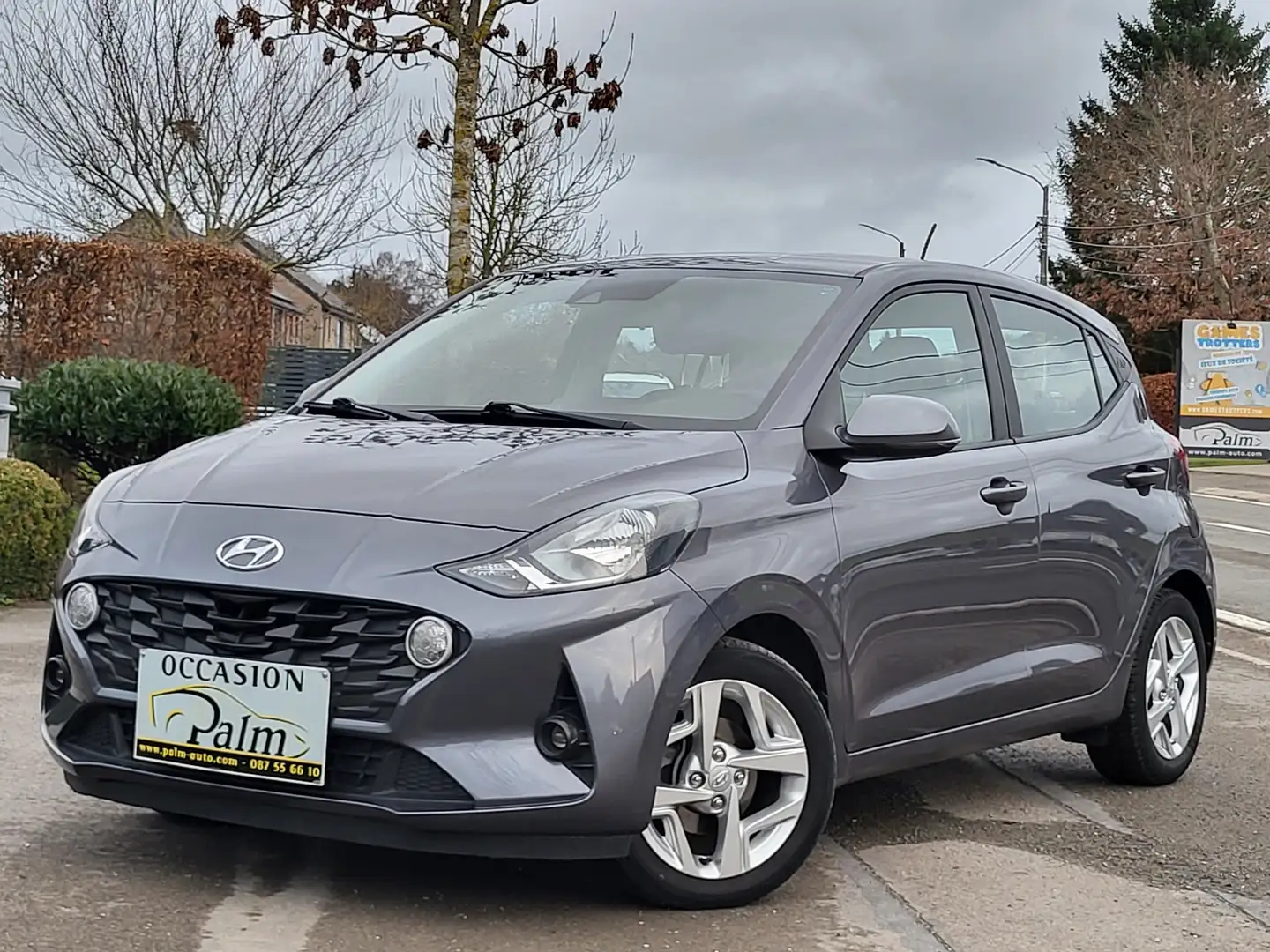 Hyundai i10 i10 1.0i Sky Gris - 1