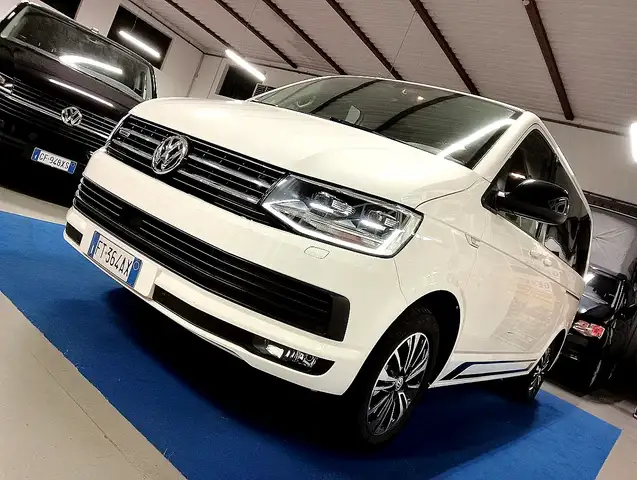 Volkswagen T6 Multivan 2.0 TDI 150cv DSG 4MOTION 4X4 LED DOPPIA PORTA LAT