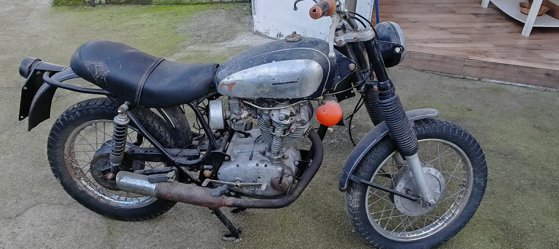 Ducati Scrambler 350 - 1