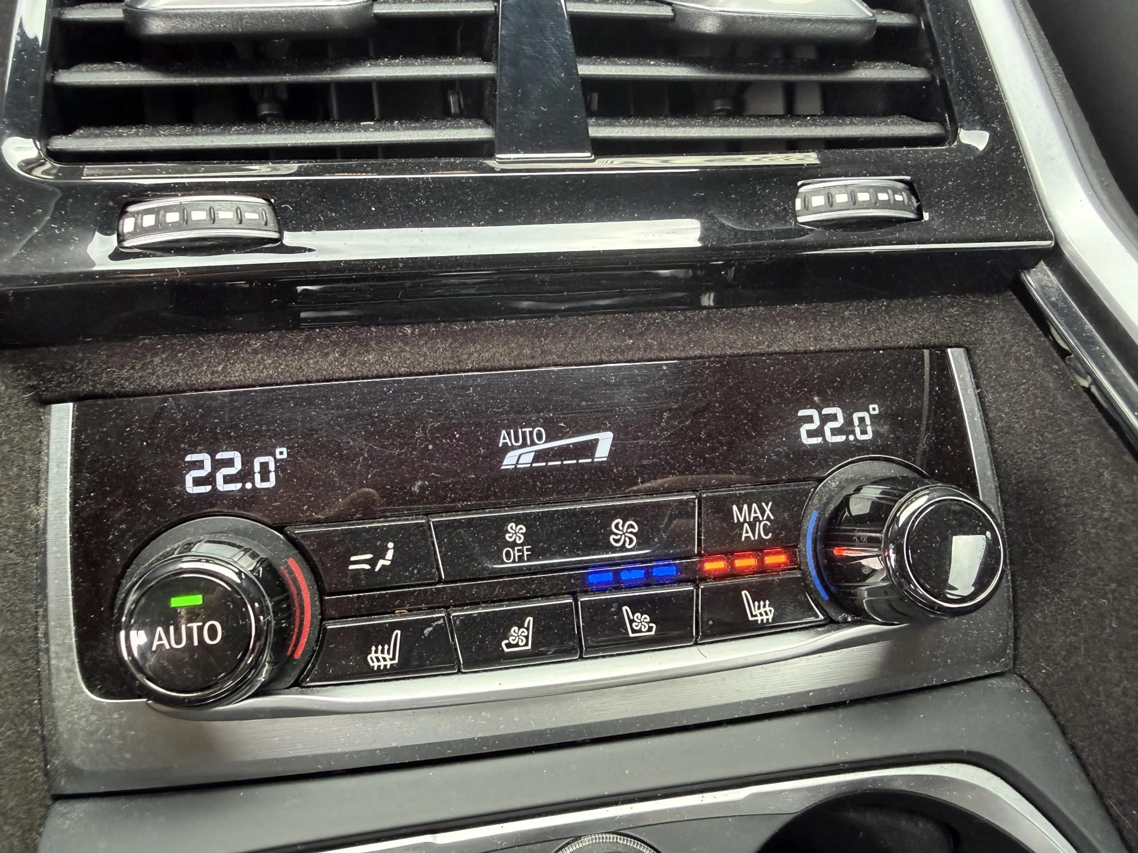 BMW 750 7-serie 750Li xDrive High Executive M-Sport | Pano — photo 41
