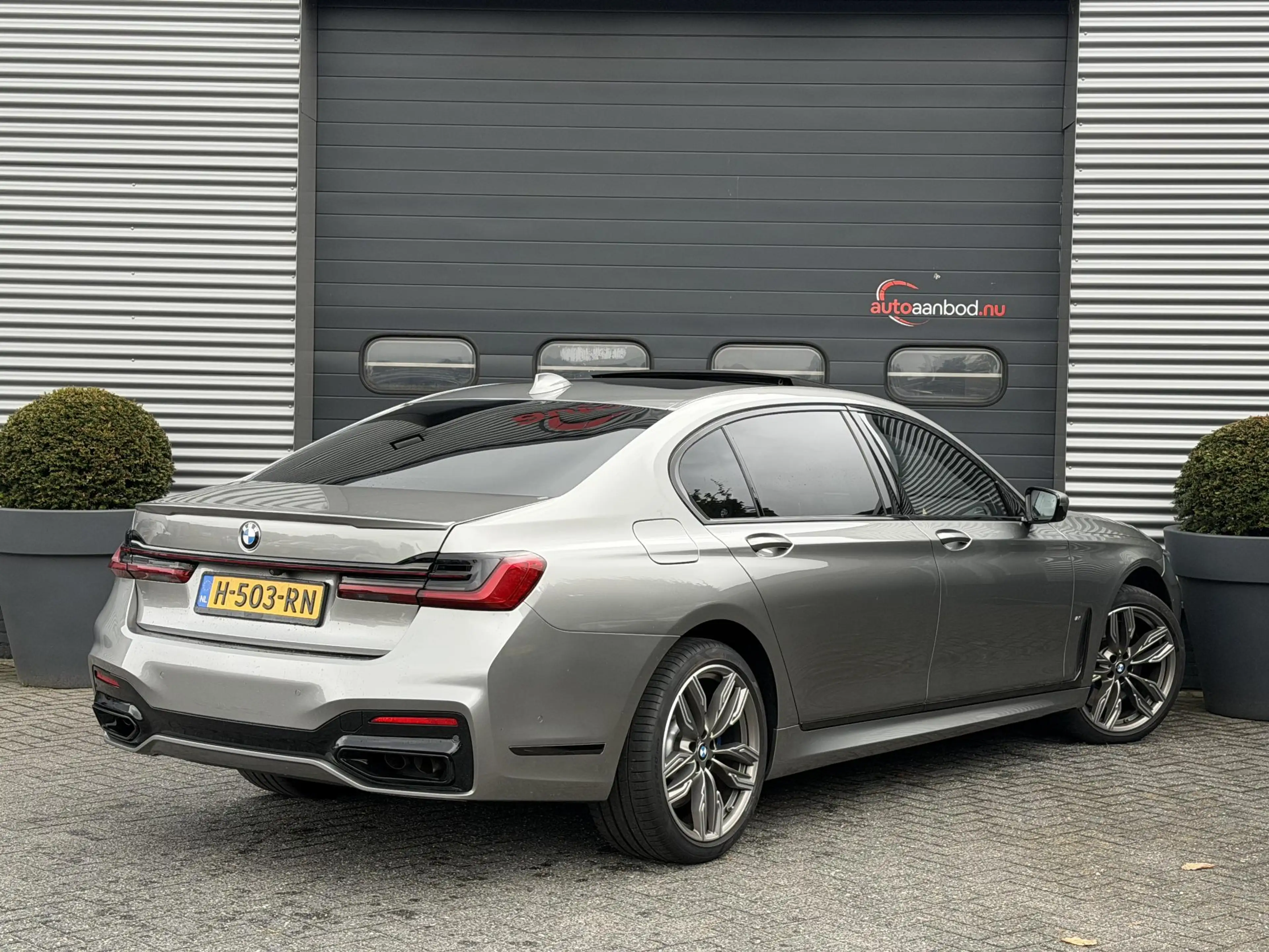 BMW 750 7-serie 750Li xDrive High Executive M-Sport | Pano — photo 2