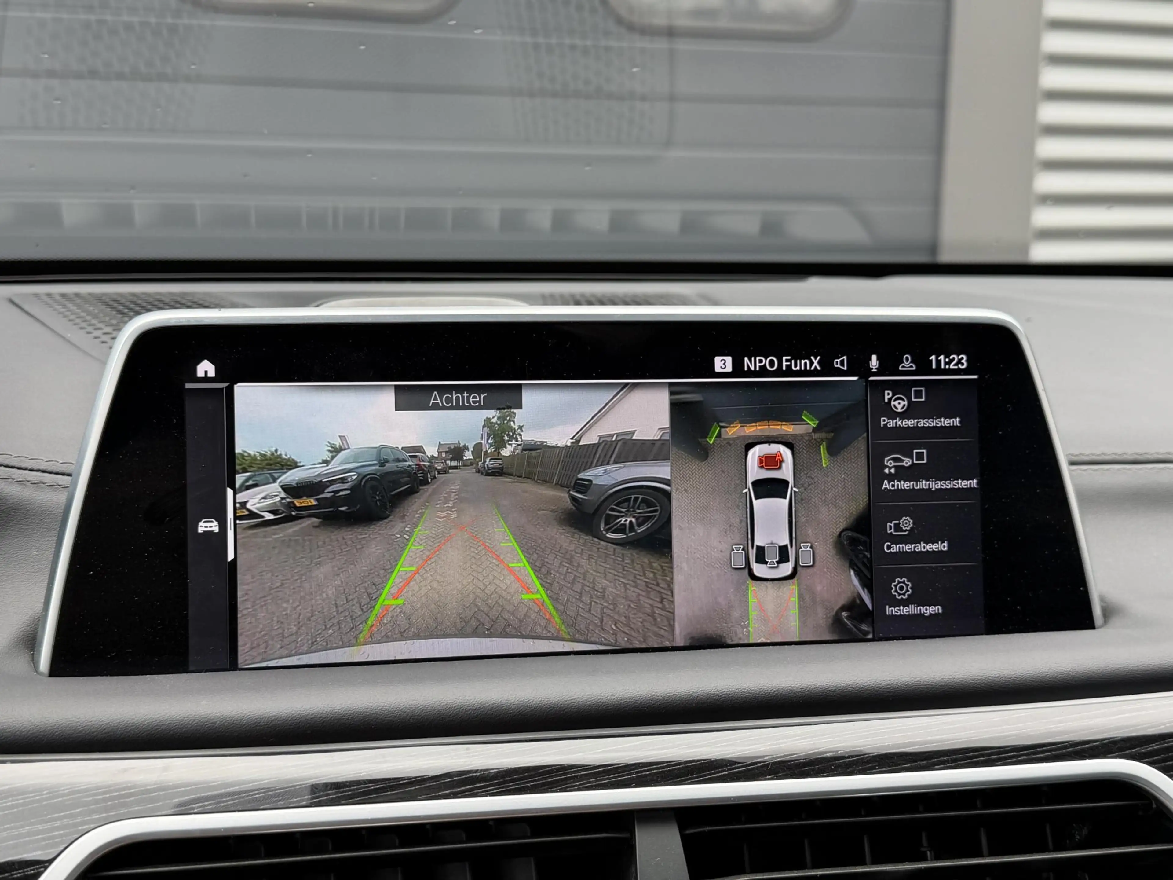 BMW 750 7-serie 750Li xDrive High Executive M-Sport | Pano — photo 27