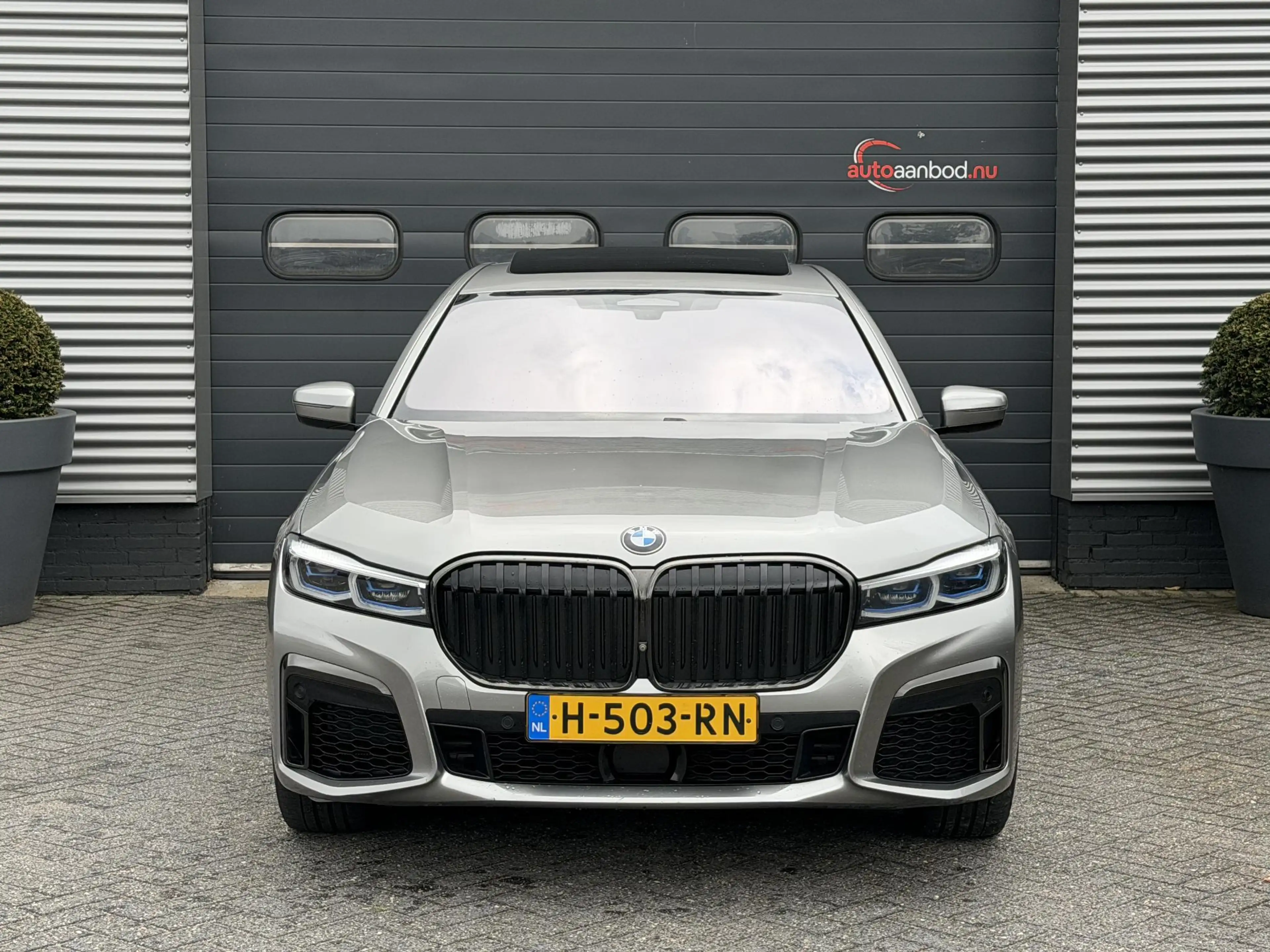 BMW 750 7-serie 750Li xDrive High Executive M-Sport | Pano — photo 5