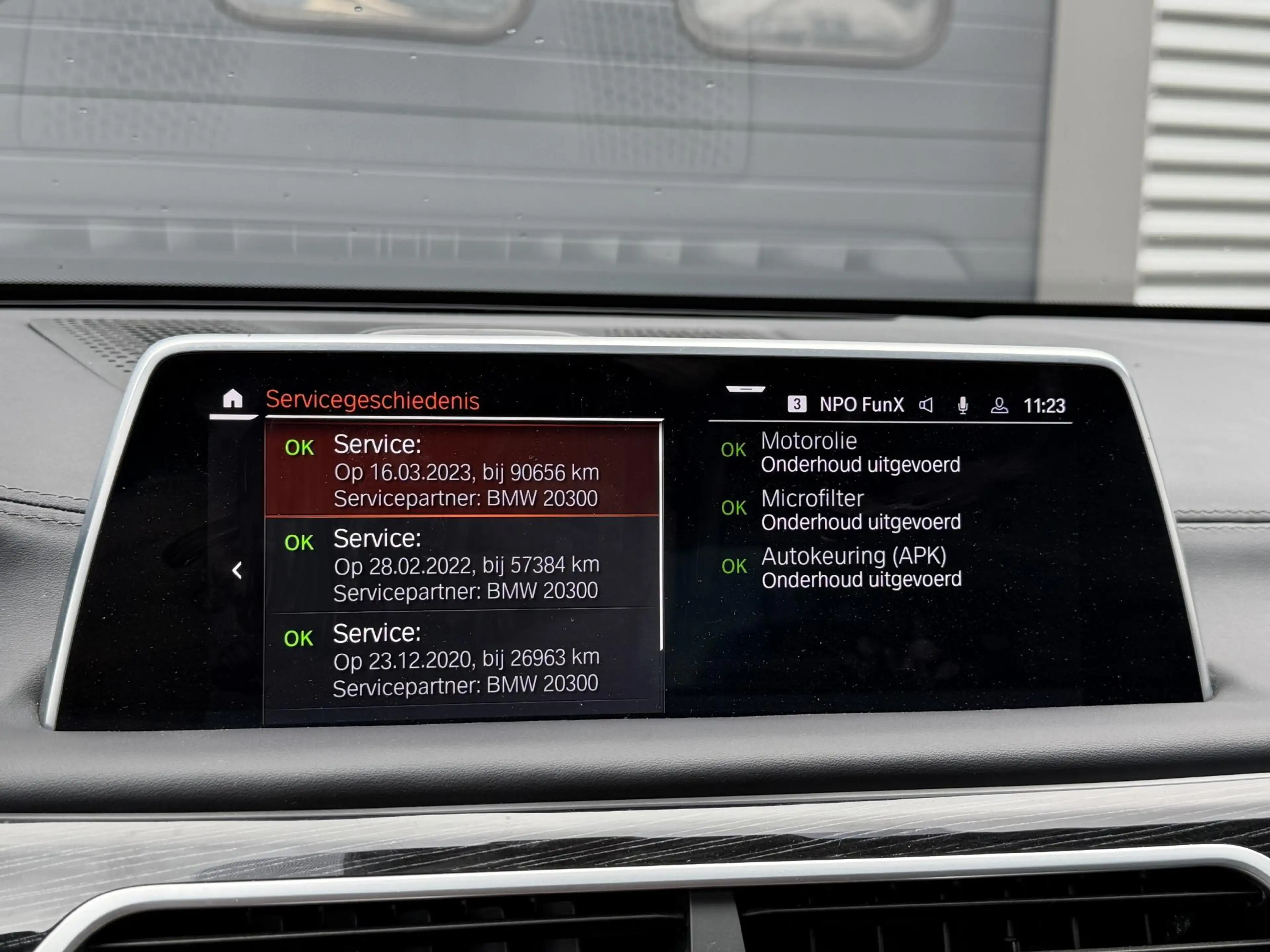 BMW 750 7-serie 750Li xDrive High Executive M-Sport | Pano — photo 32