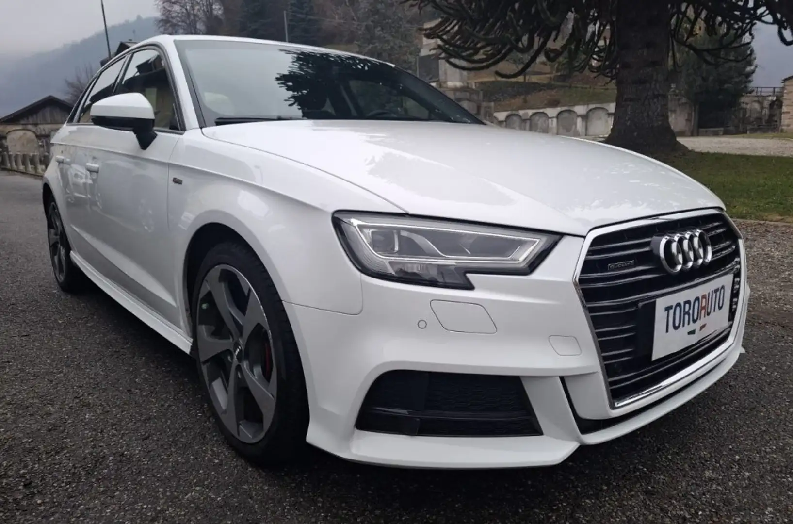 Audi A3 SPB 2.0 TDI 184CV S tronic Sport quattro Sline Edi Weiß - 1