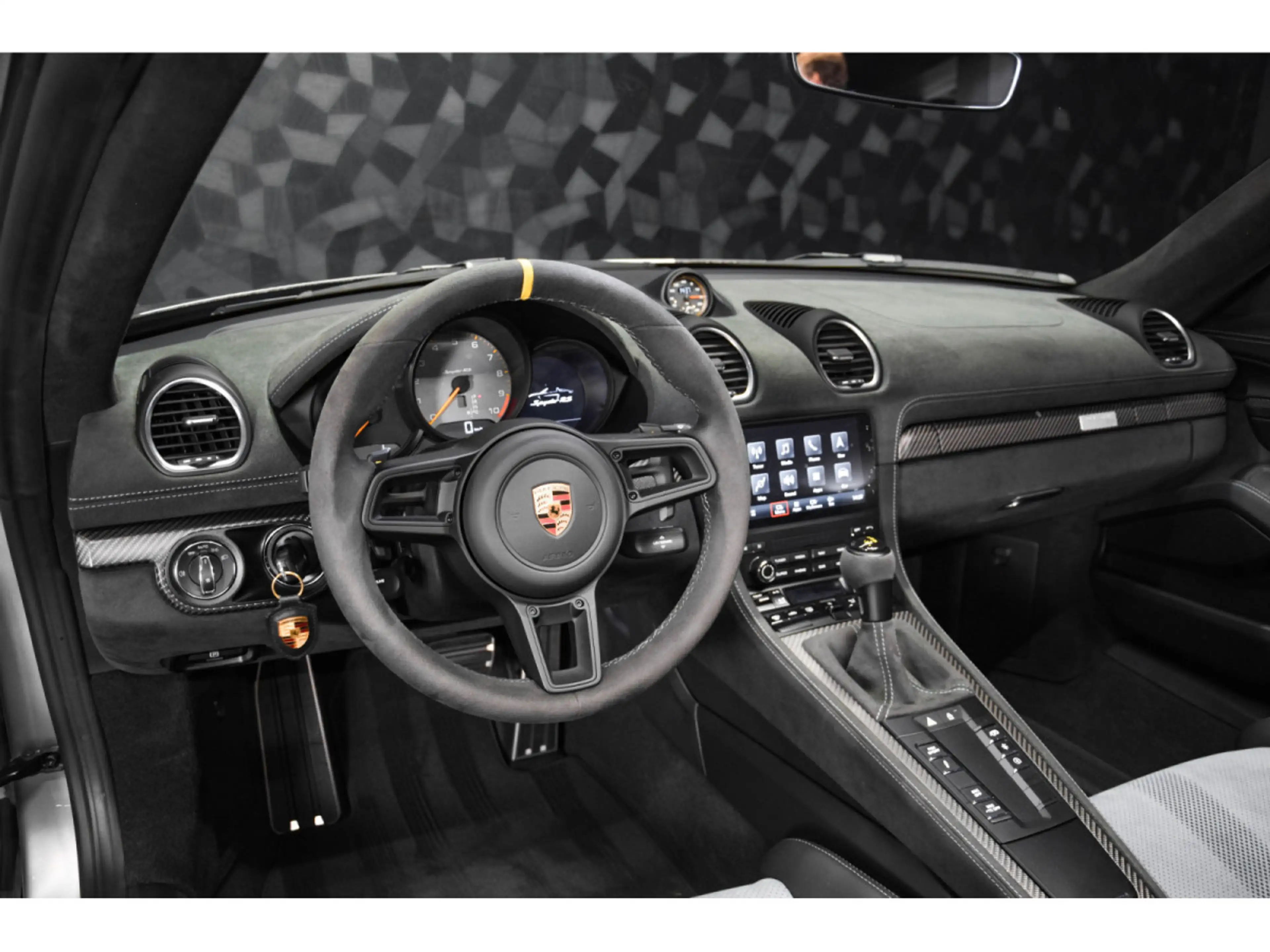 Porsche 718 Spyder RS PDK - PACK WEISSACH - ARGENT GT — photo 4