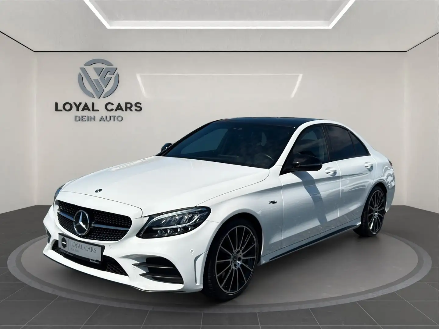 Mercedes-Benz C 300 Lim*AMG*LED*Dist+*NAVI*KAMERA*NIGHT*StHz* Weiß - 1