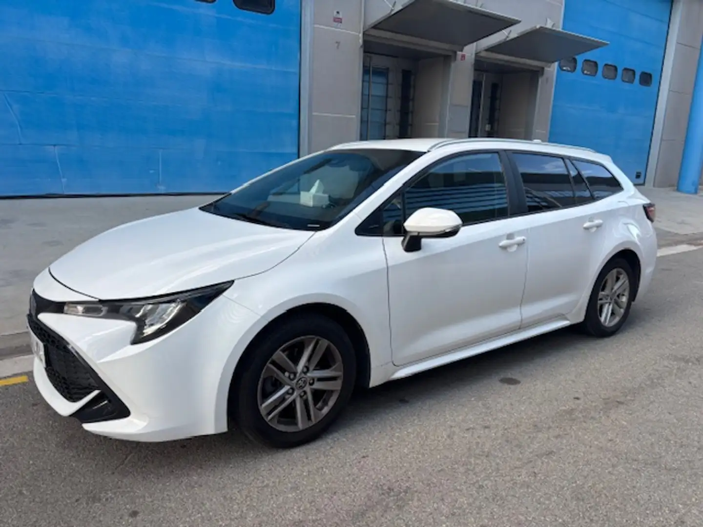Toyota Corolla Touring Sports 125H Business Blanco - 1