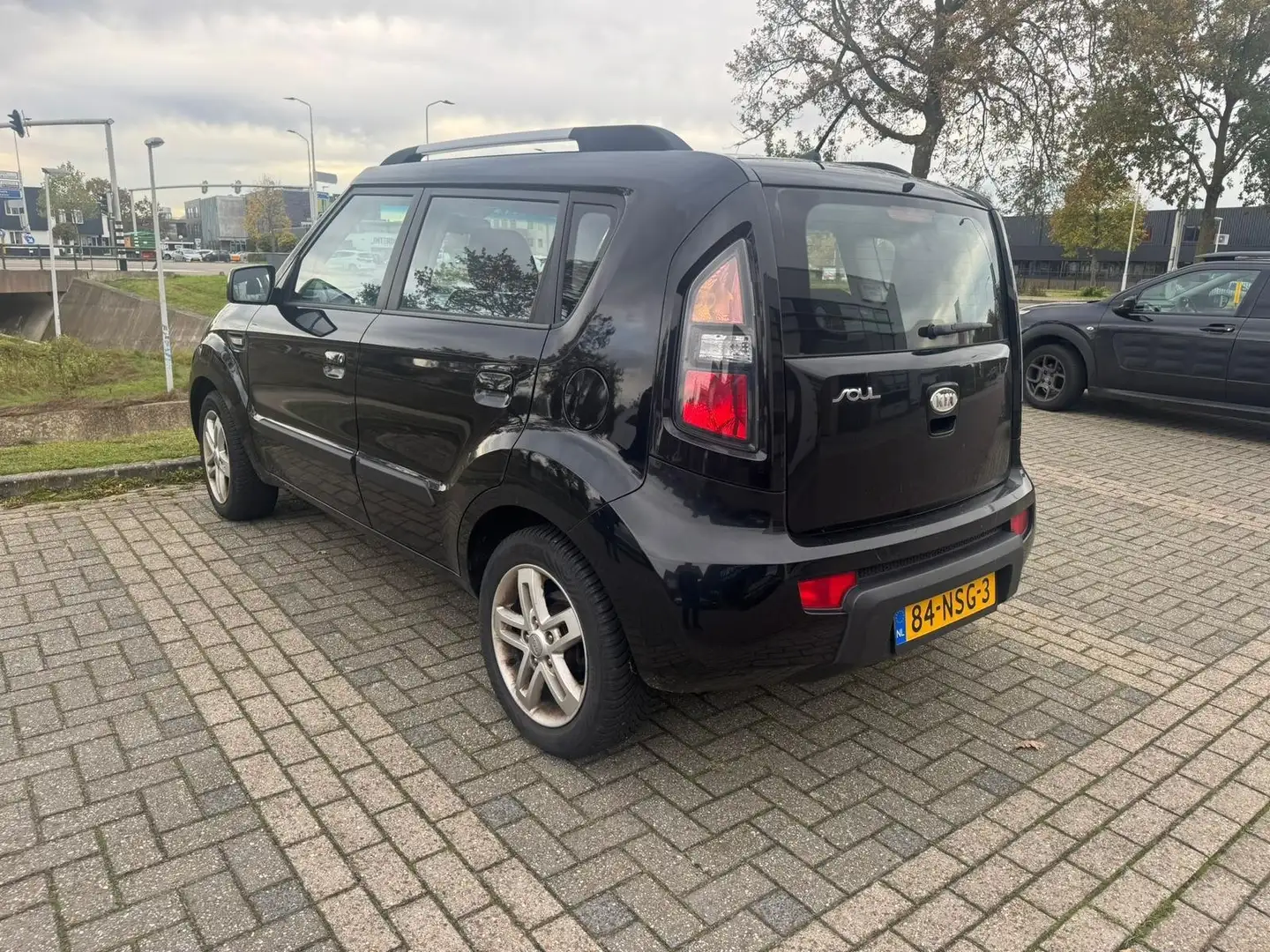 Kia Soul 1.6 X-tra Fekete - 2