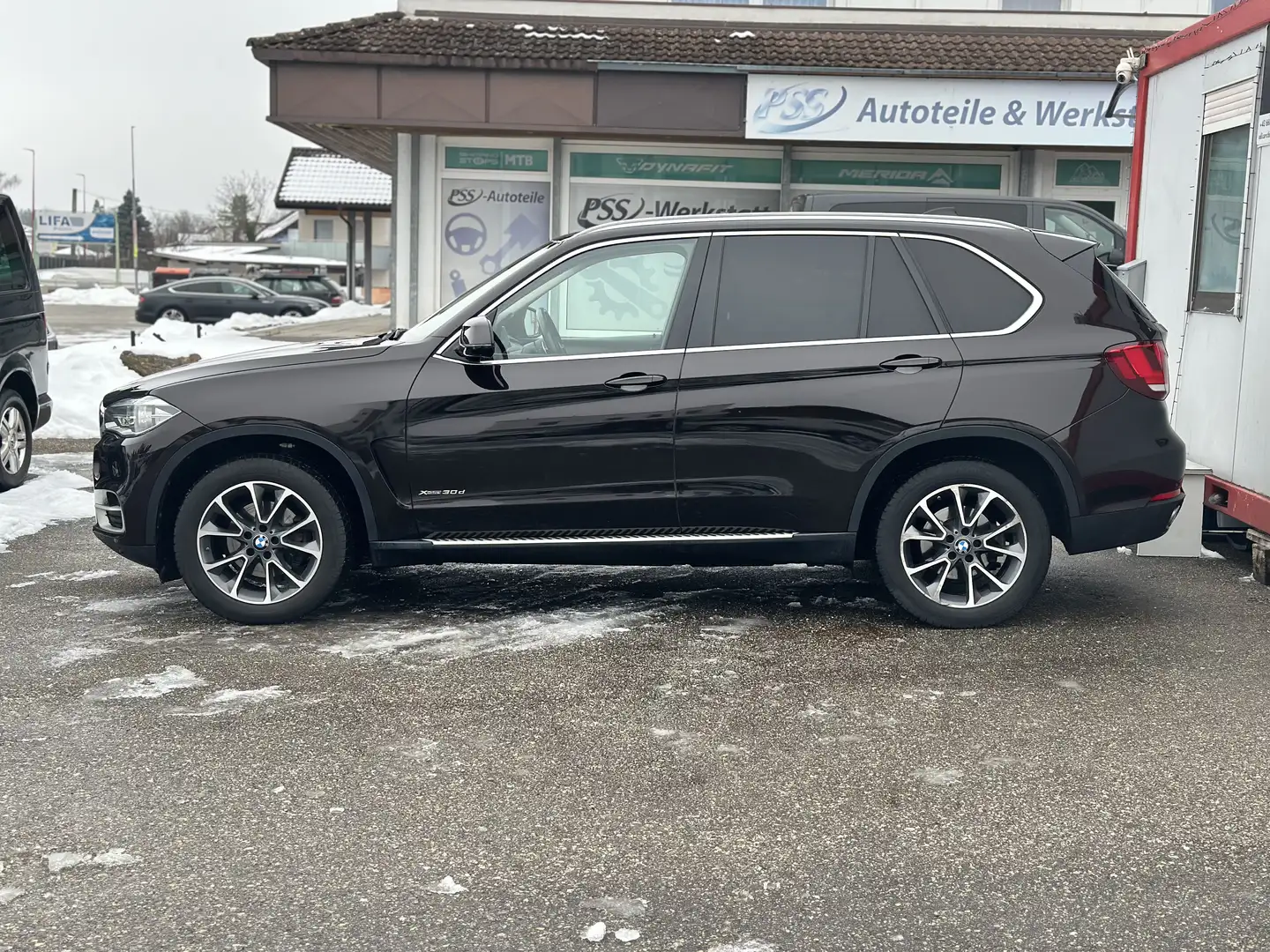 BMW X5 xDrive 30 d Braun - 2