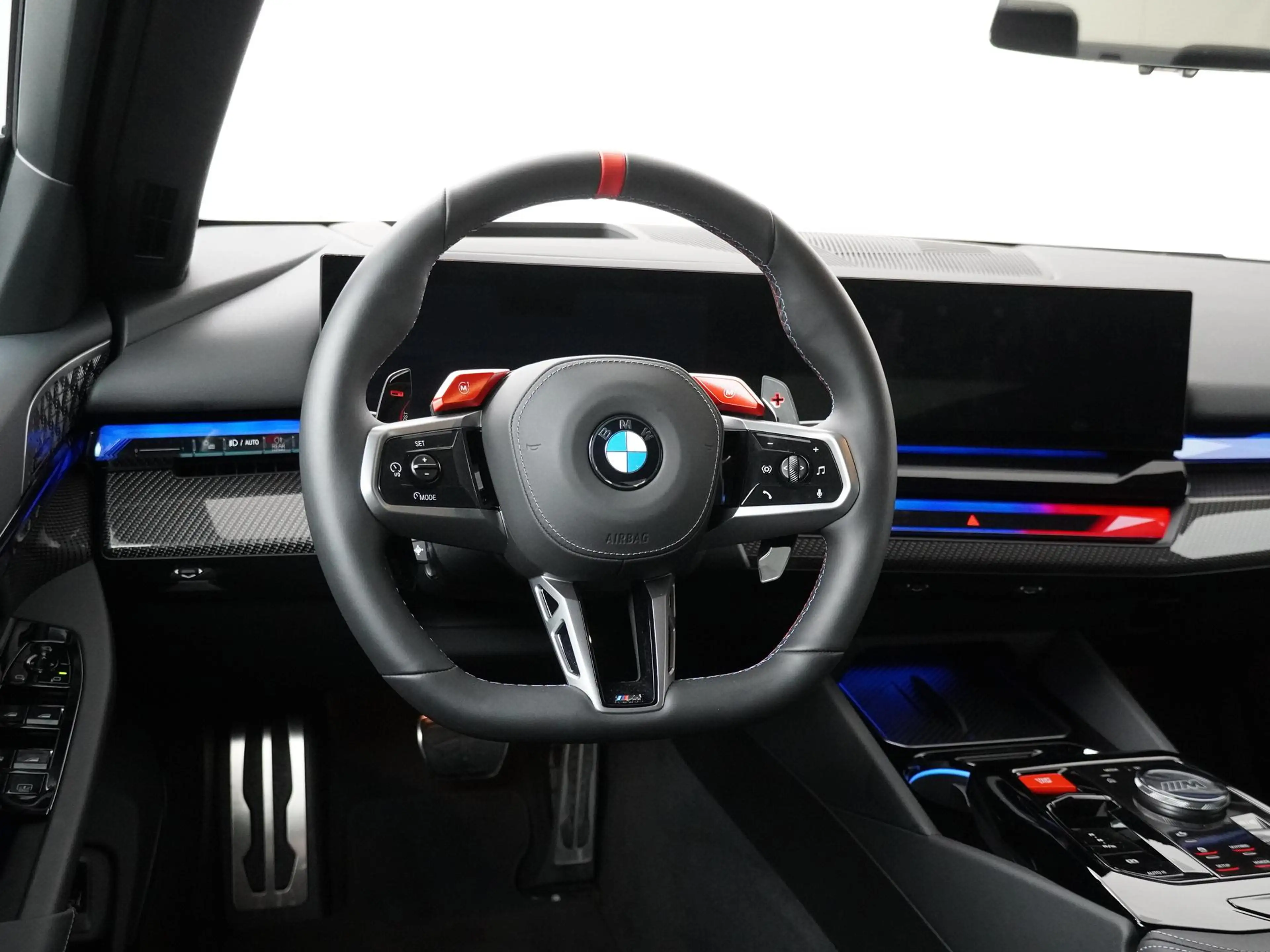 BMW M5 Sedan | M Driver's Pack | SoH 100% | Driving Assis — photo 2