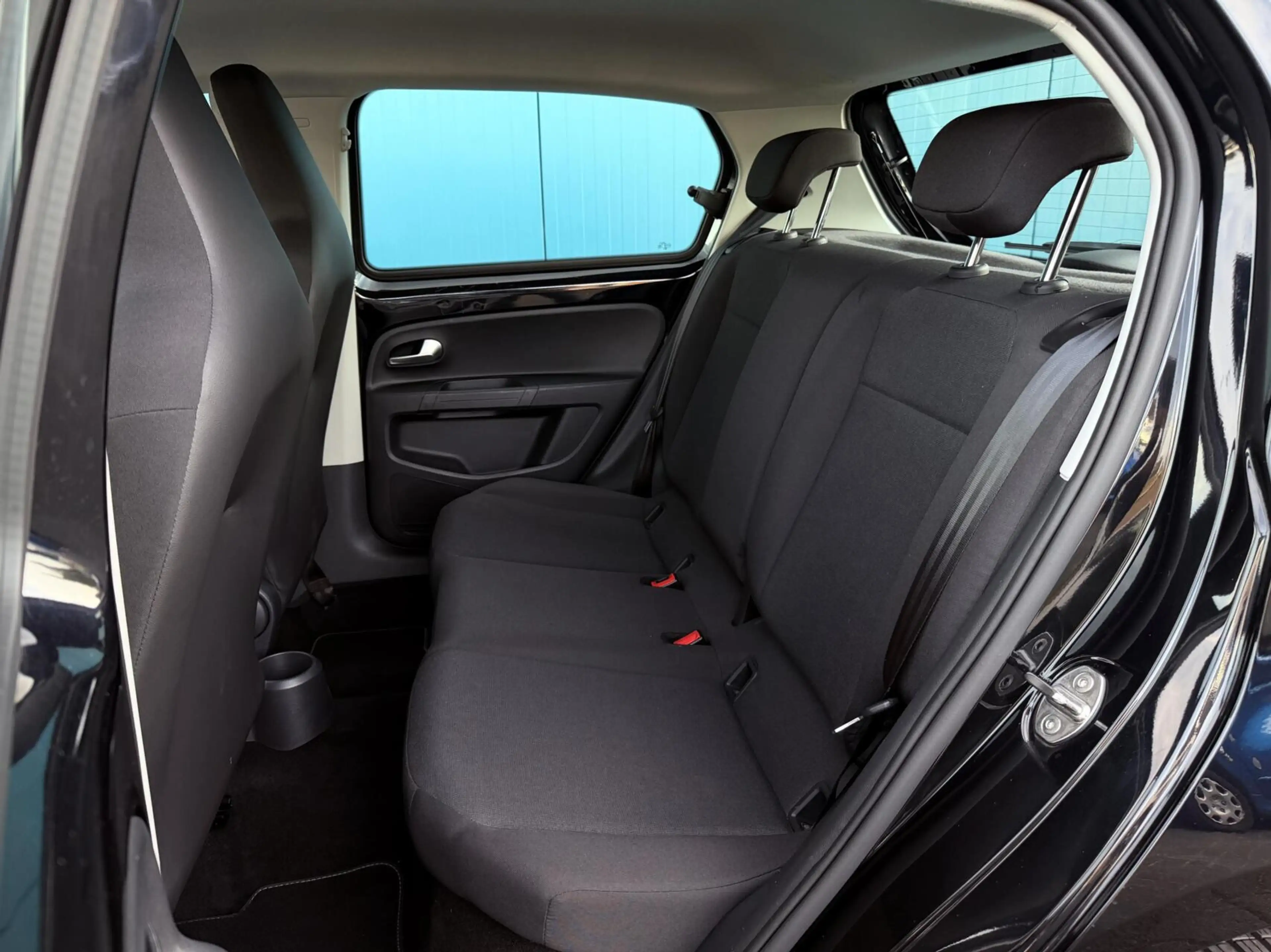 Volkswagen up! 1.0 AC | BLUETOOTH | DAB | 1'EIG — photo 9