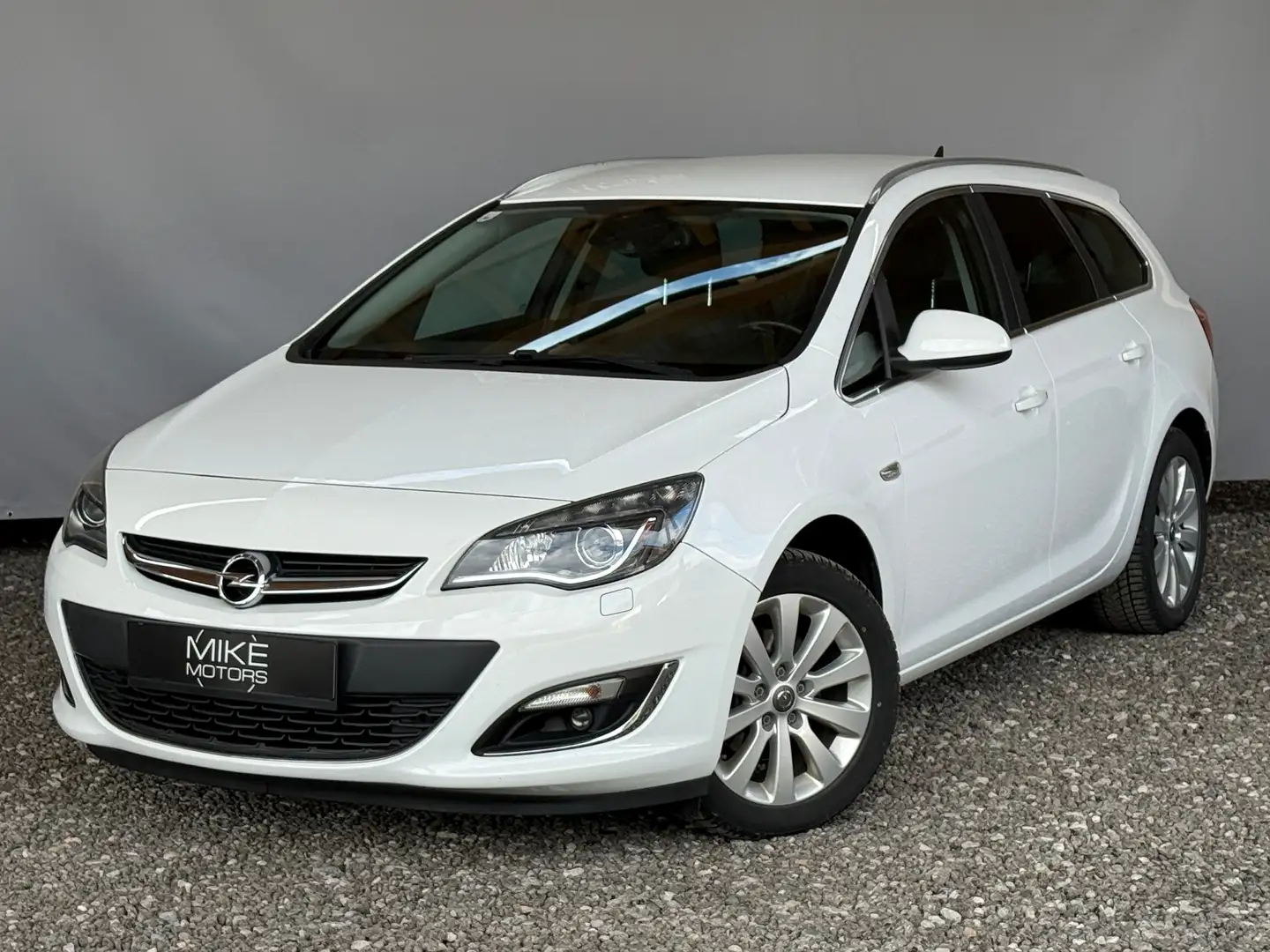 Opel Astra Sports Tourer 1,6 CDTI Weiß - 2
