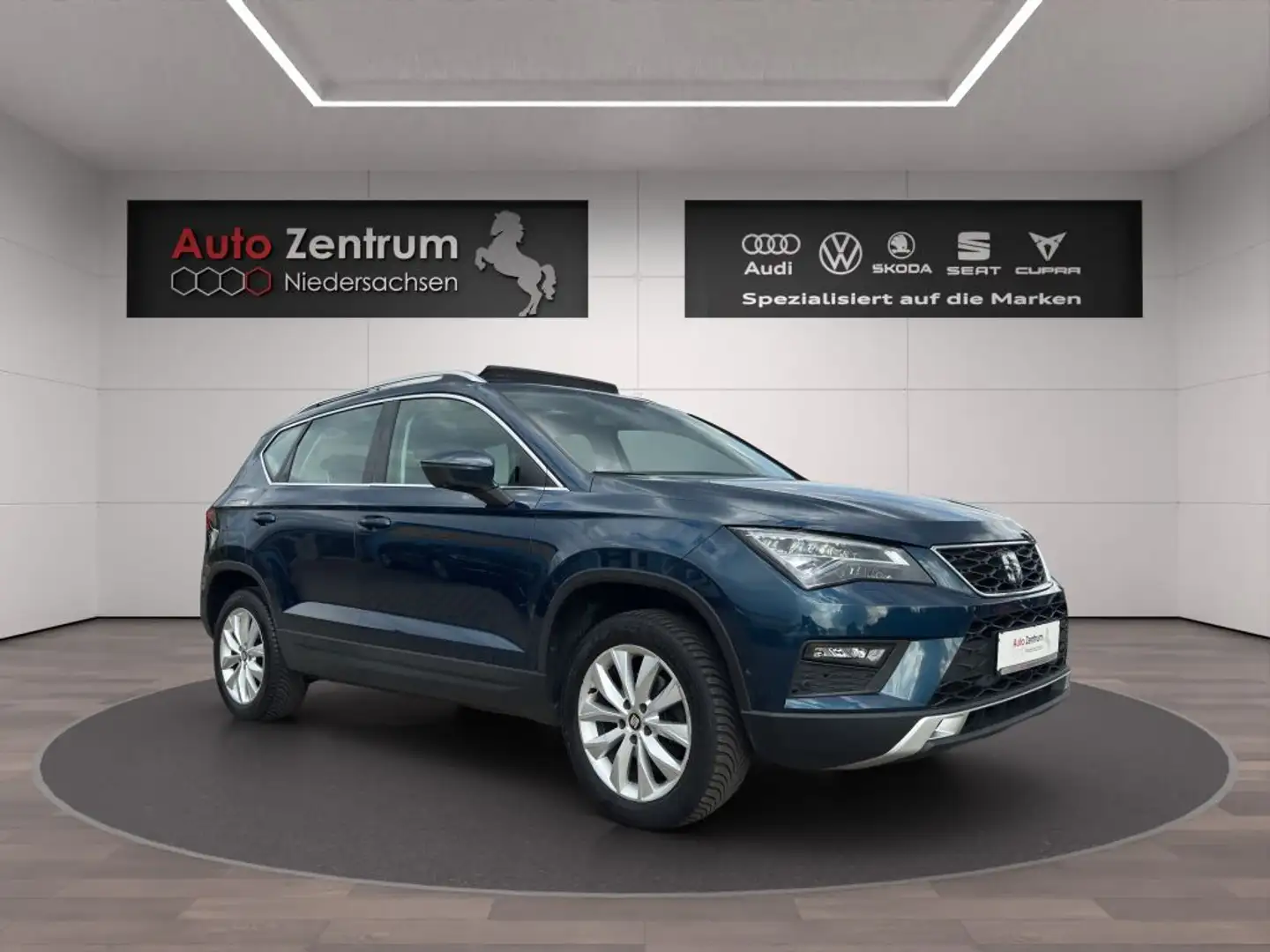 SEAT Ateca 1.6 TDI DSG Style CarPlay PANO*Navi*VOLL-LED Bleu - 1