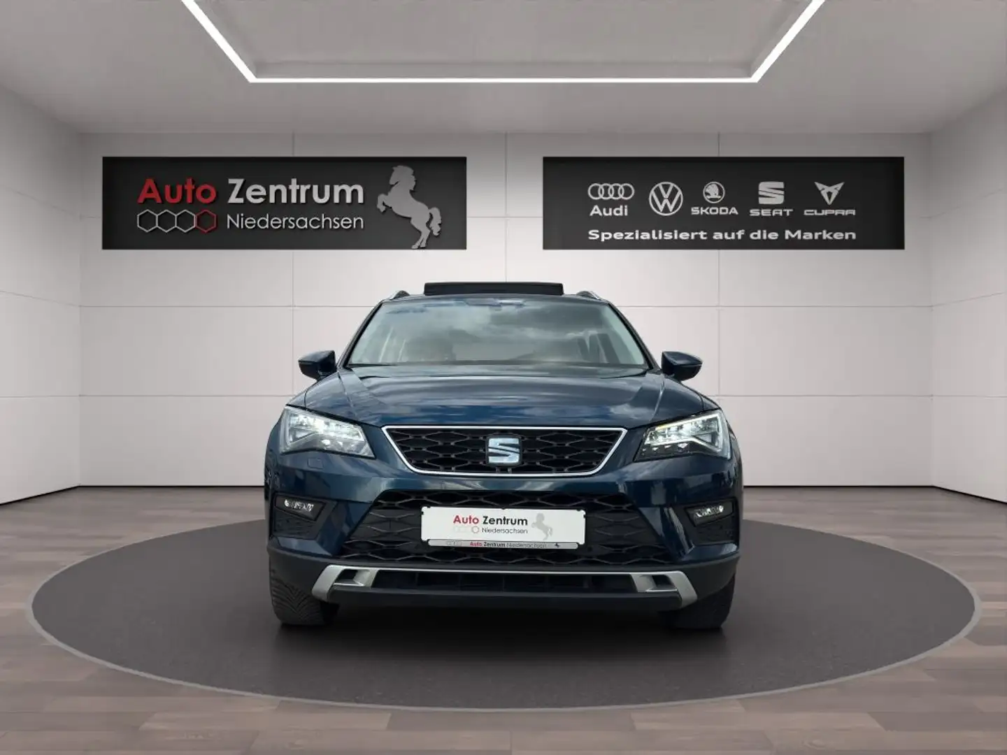 SEAT Ateca 1.6 TDI DSG Style CarPlay PANO*Navi*VOLL-LED Bleu - 2