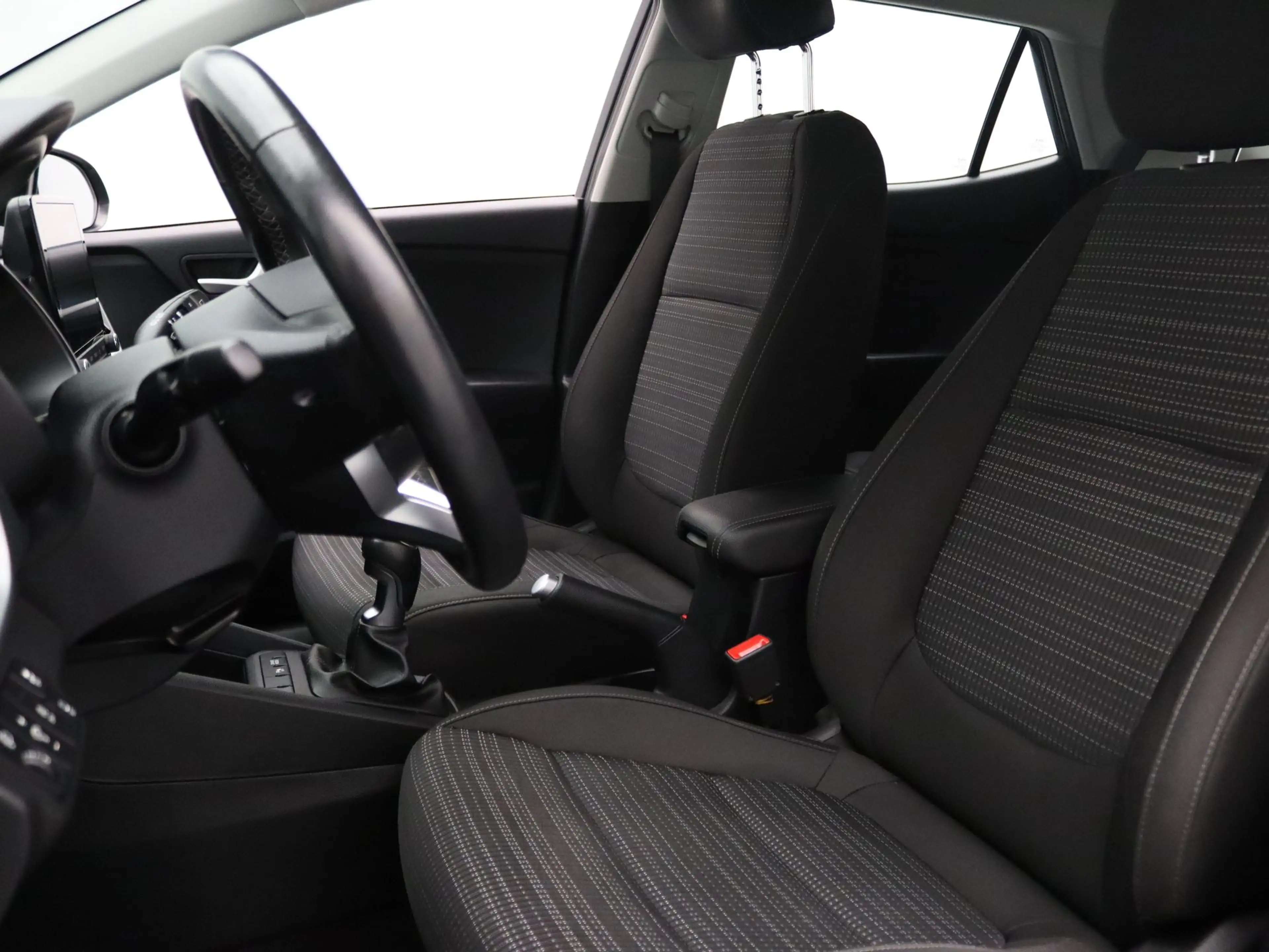 Kia Stonic 100pk T-GDi MHEV DynamicLine Apple Carplay/Android — photo 5