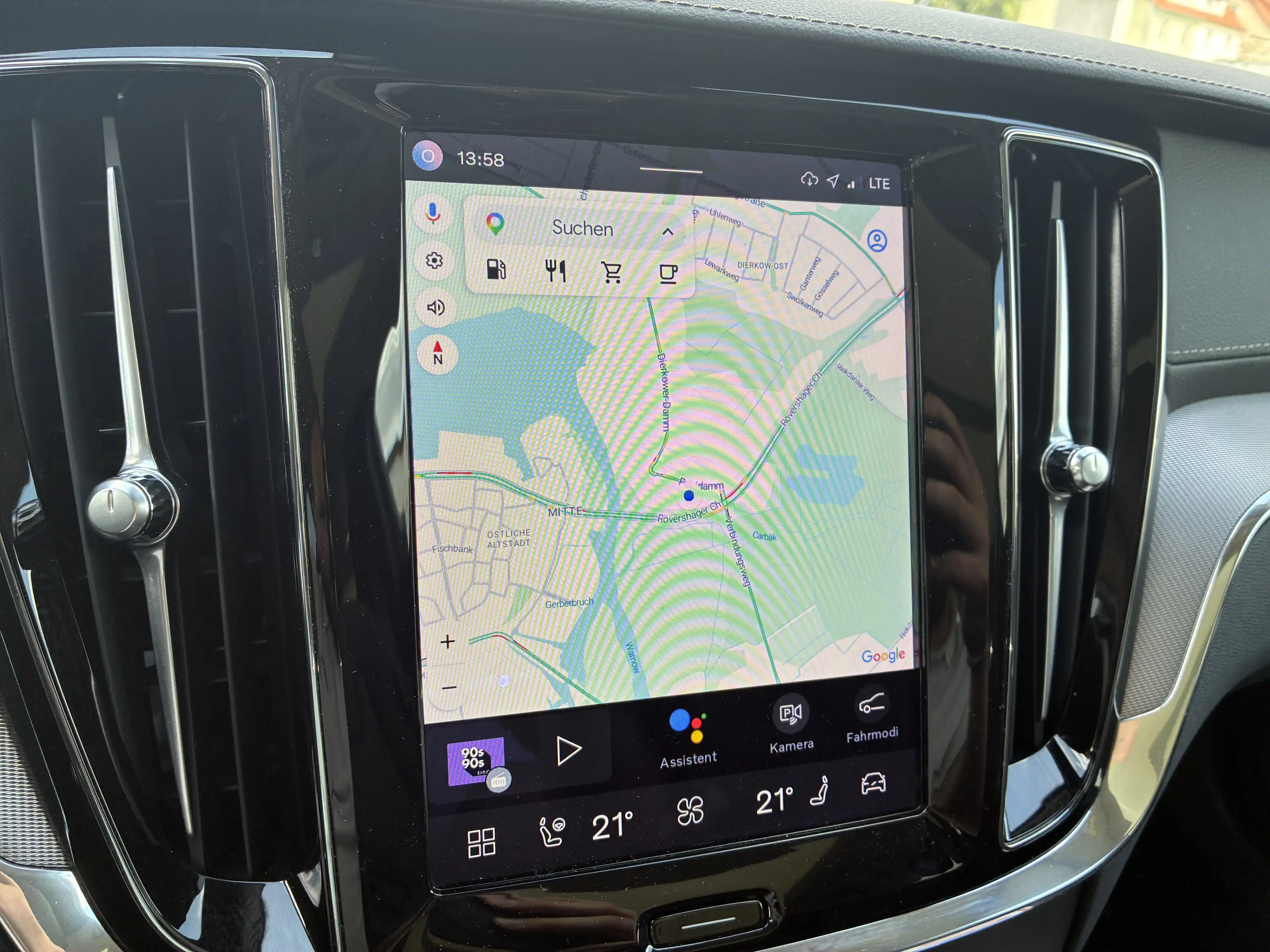 Volvo V60 Cross Country B4 Ultimate AWD LED 360° Memory — photo 11