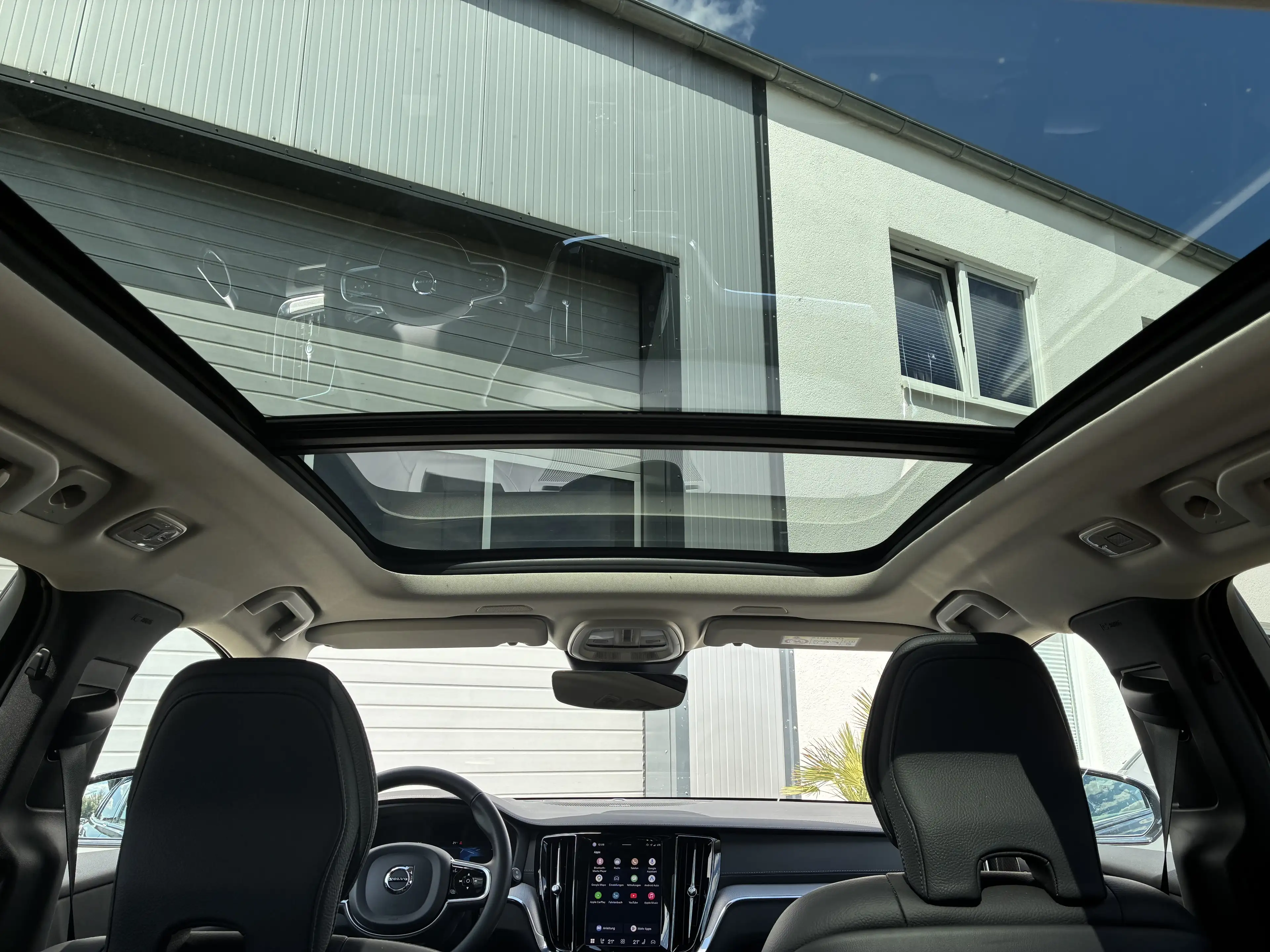 Volvo V60 Cross Country B4 Ultimate AWD LED 360° Memory — photo 6