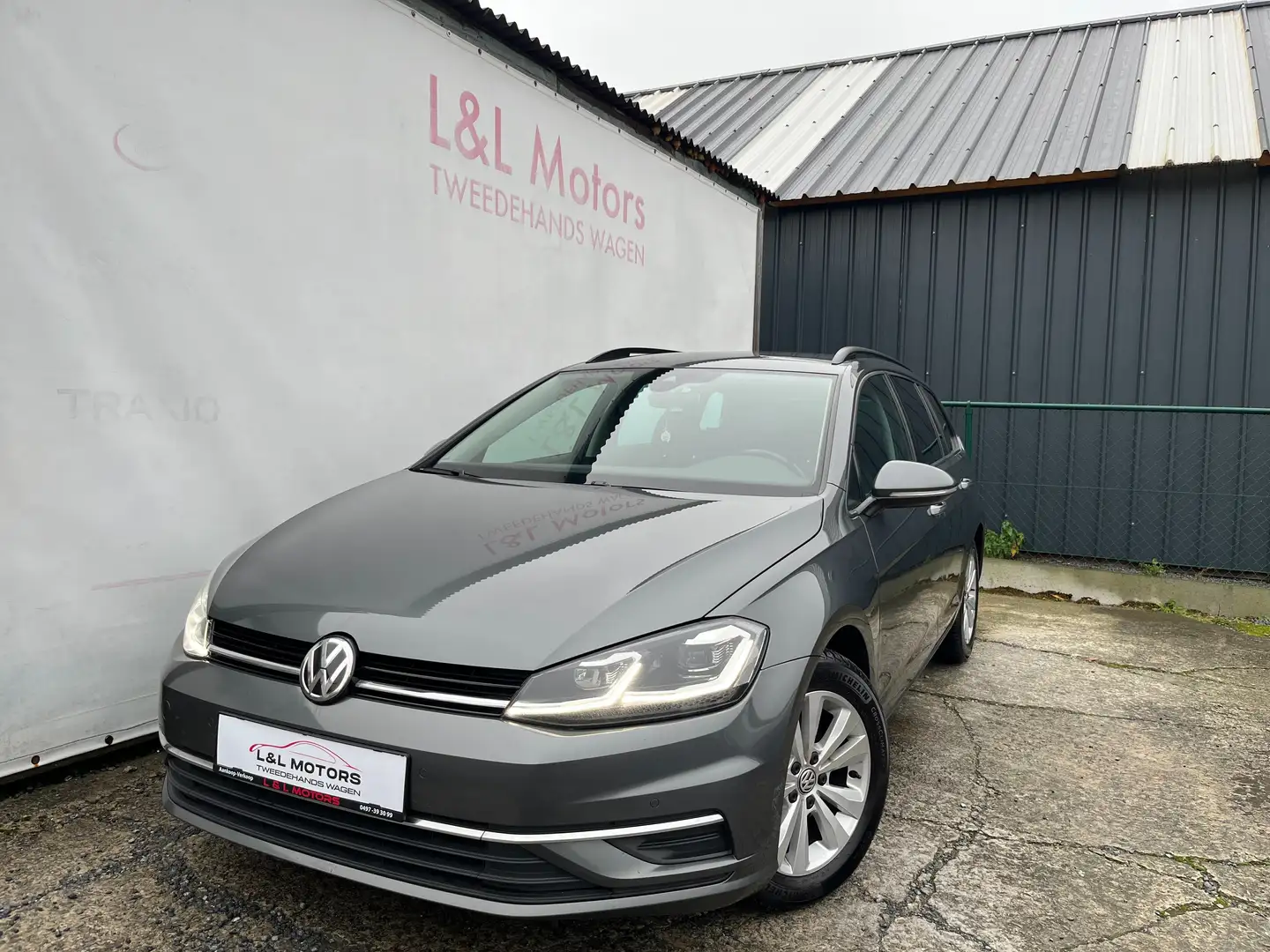 Volkswagen Golf Variant 2.0TDi Comfortline DSG*LED CAMERA CARPLAY KEYLESS* Gris - 1