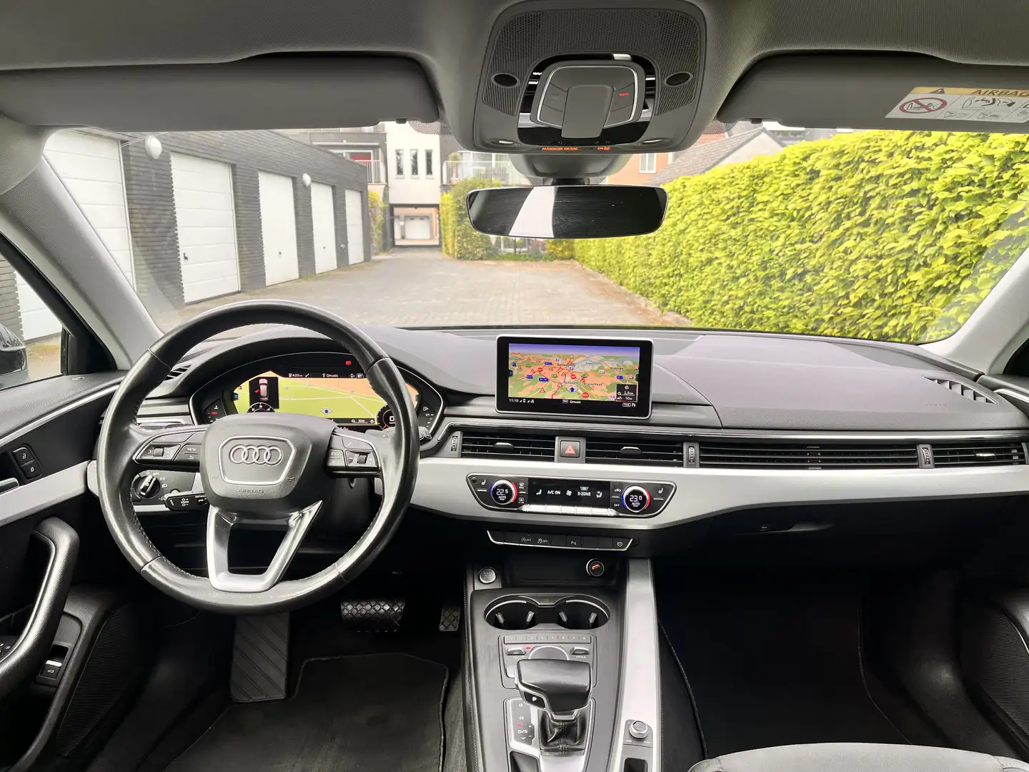 Audi A4 Avant 2.0 TDI S tronic design - 1