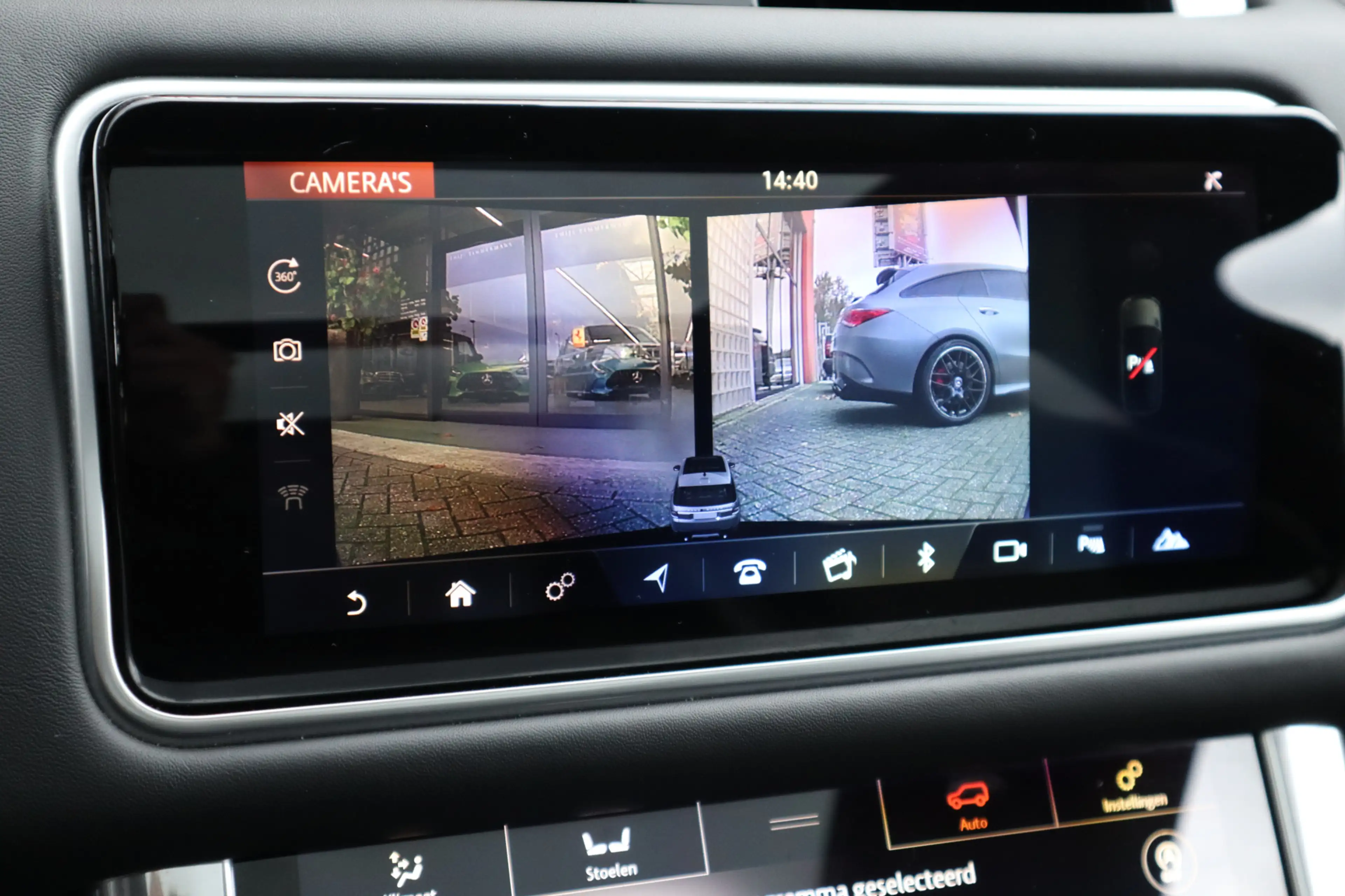 Land Rover Range Rover Sport P575 SVR | Carbon interieur, Meridian Audio, Adapt — photo 27