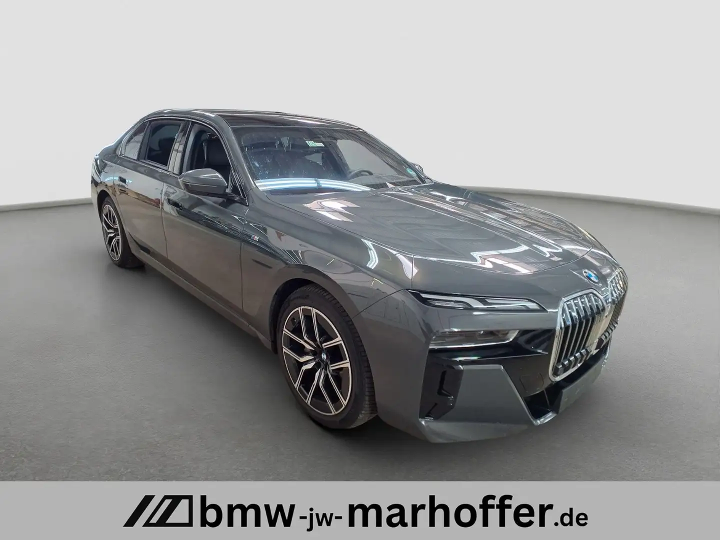 BMW 740 d xDrive MSport TV Iconic PanSkyDach Standhz Gris - 2