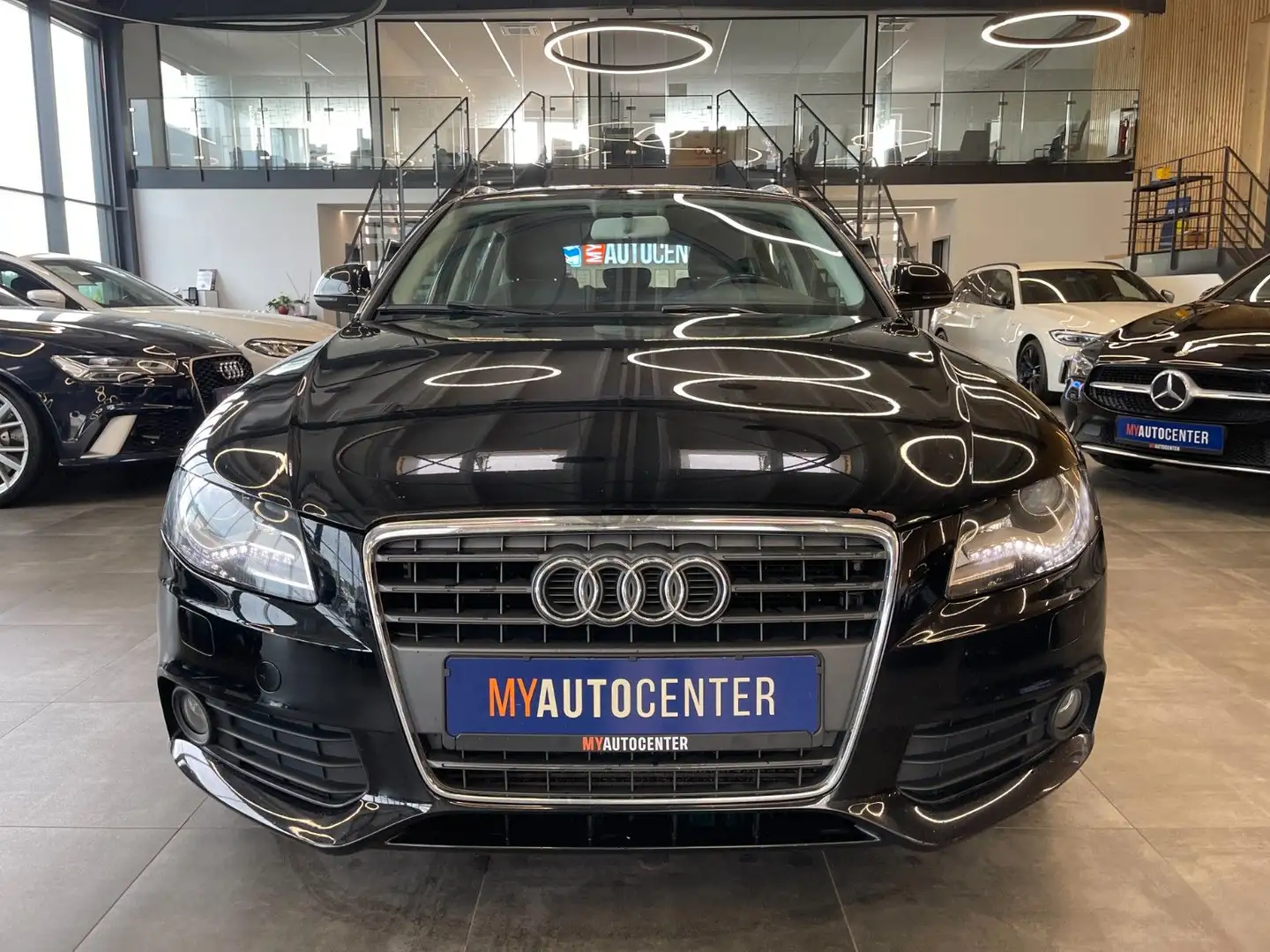 Audi A4 Avant Ambiente 1.8 *SZHZ*TEMPOMAT*XENON*PDC* Black - 2
