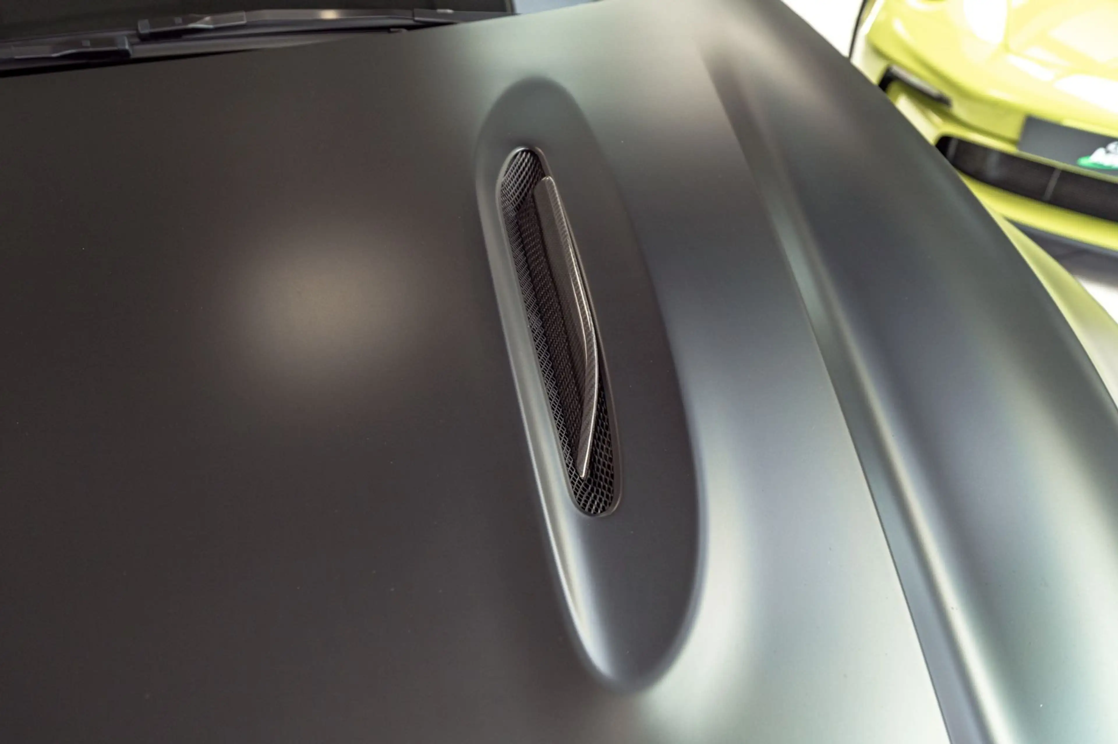 Aston Martin DBX 707*Satinblack*Carbon Ext&Int*ASTON WARRENTY — photo 11