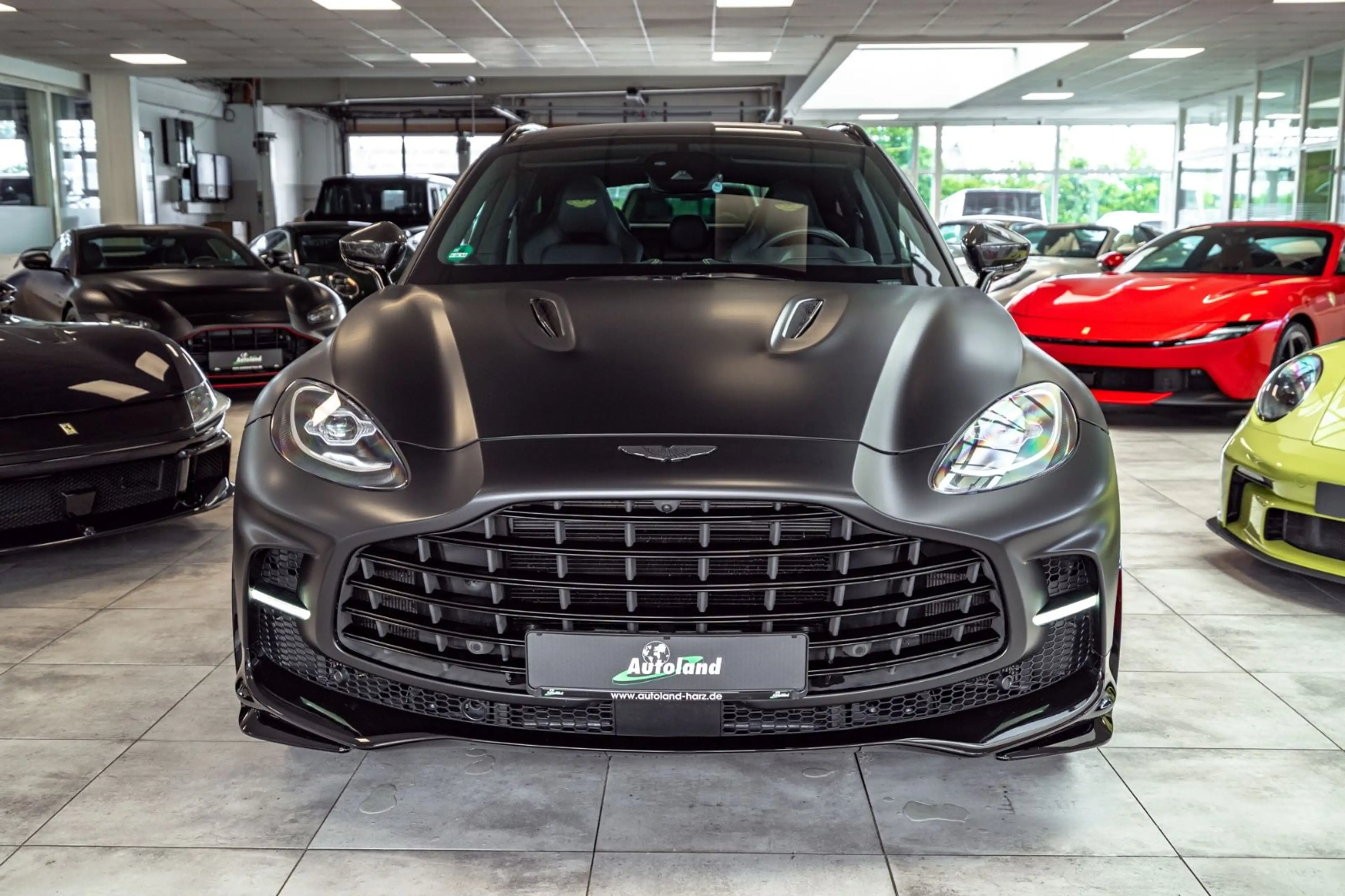 Aston Martin DBX 707*Satinblack*Carbon Ext&Int*ASTON WARRENTY — photo 2