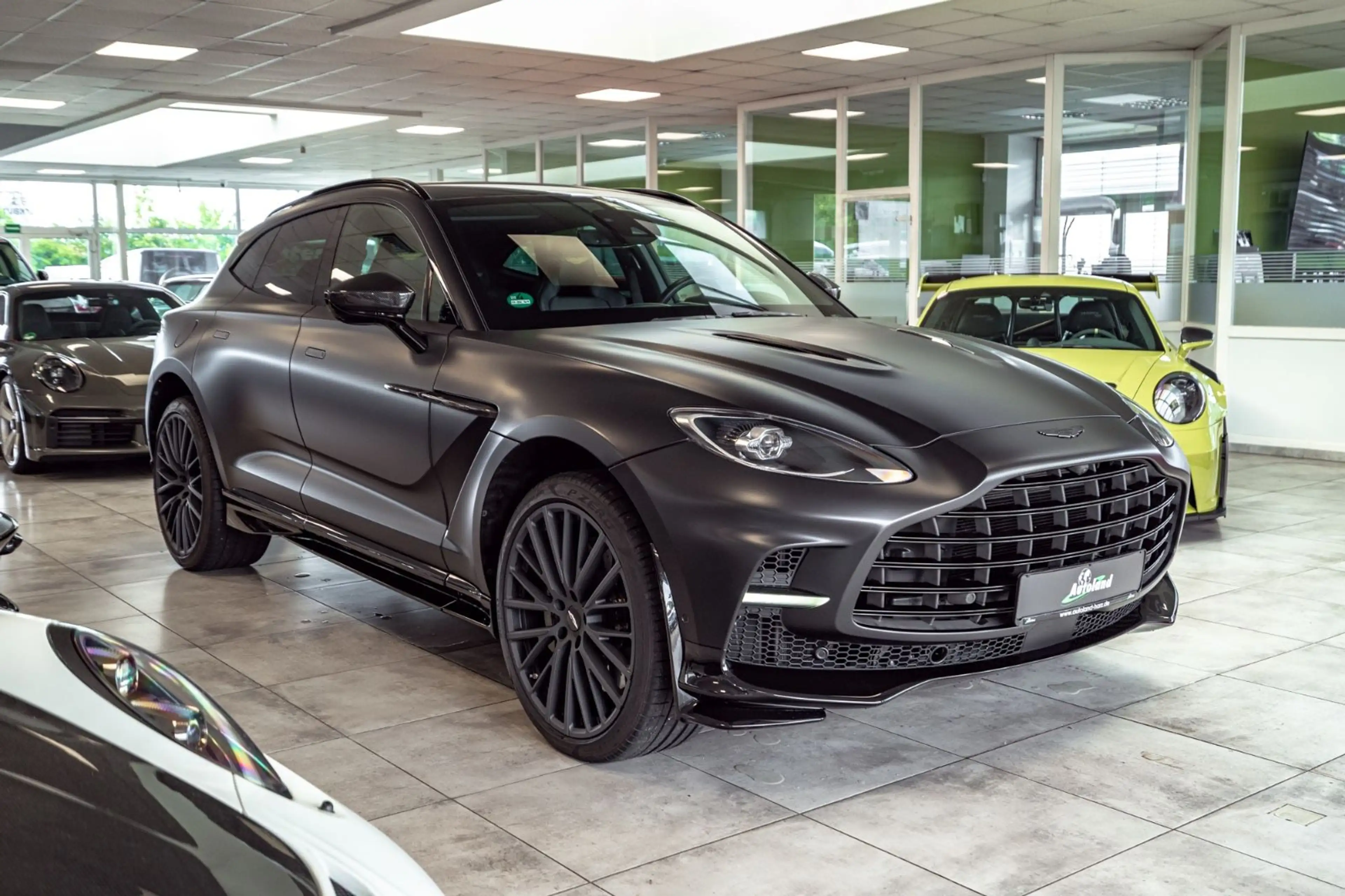 Aston Martin DBX 707*Satinblack*Carbon Ext&Int*ASTON WARRENTY — photo 3