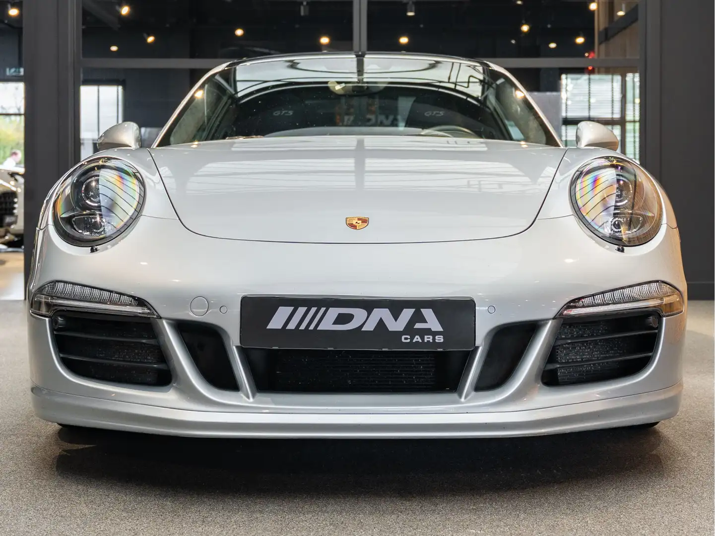 Porsche 991 991 Carrera GTS Carbon Pano 3.8 Carrera GTS BOSE A Grijs - 2