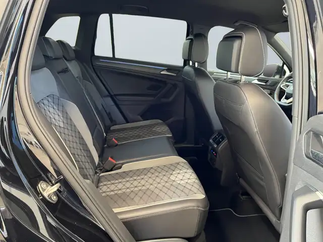 Volkswagen Tiguan view 11