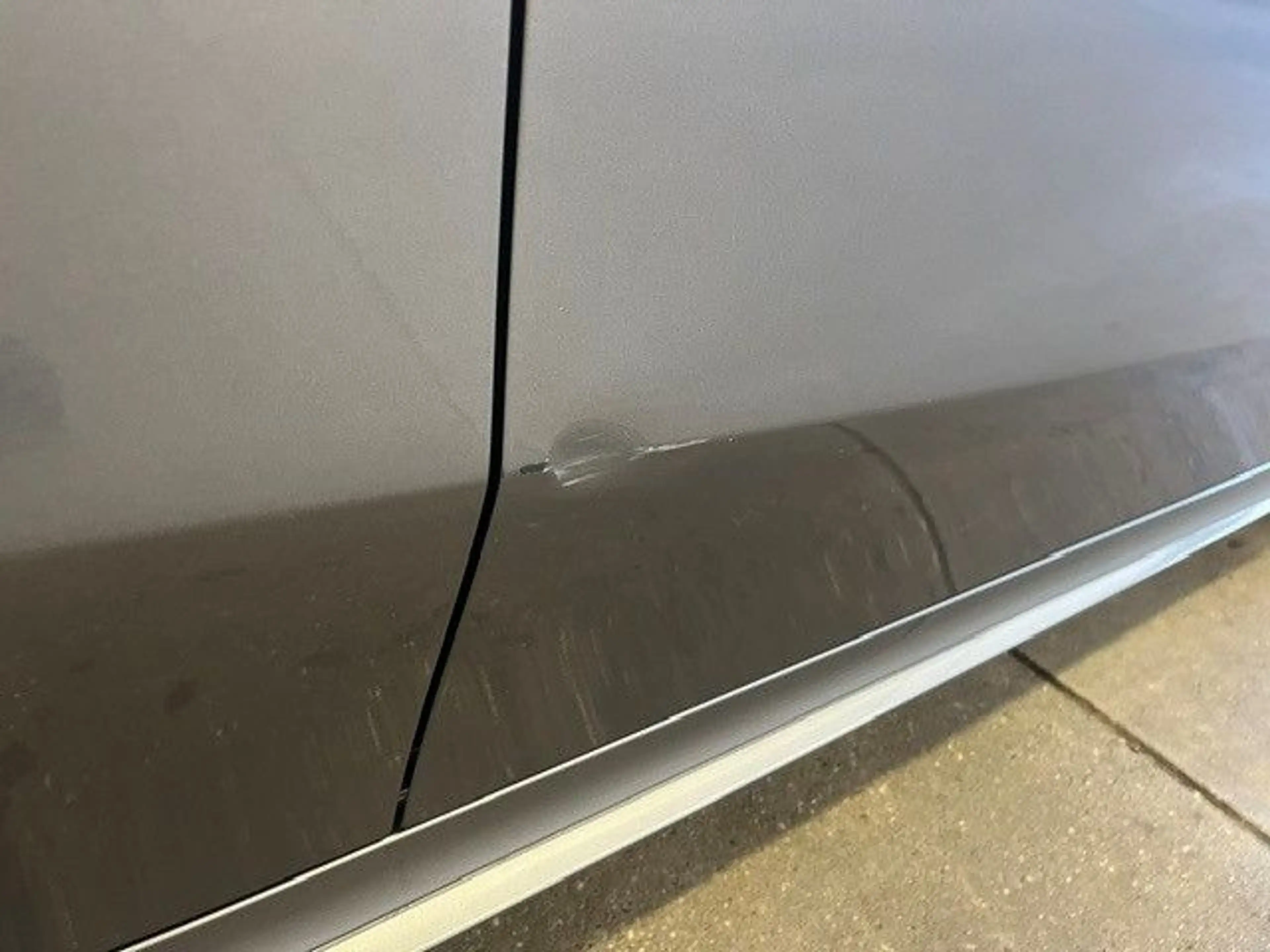 Mercedes-Benz A 250 e AMG-Line Panorama Distronic Keyless Go — photo 10