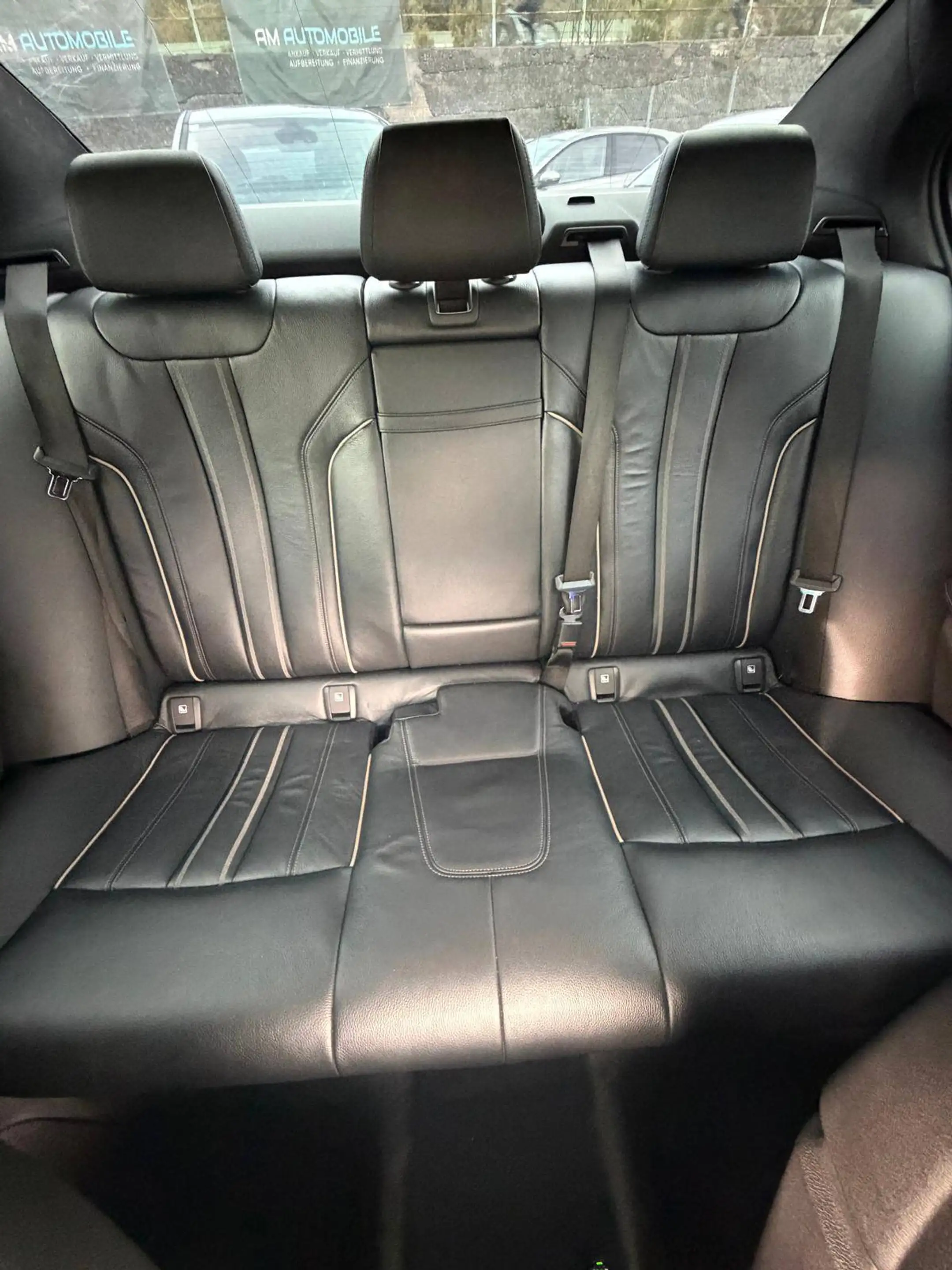 BMW 540 540 i xDrive Luxury Line — photo 12