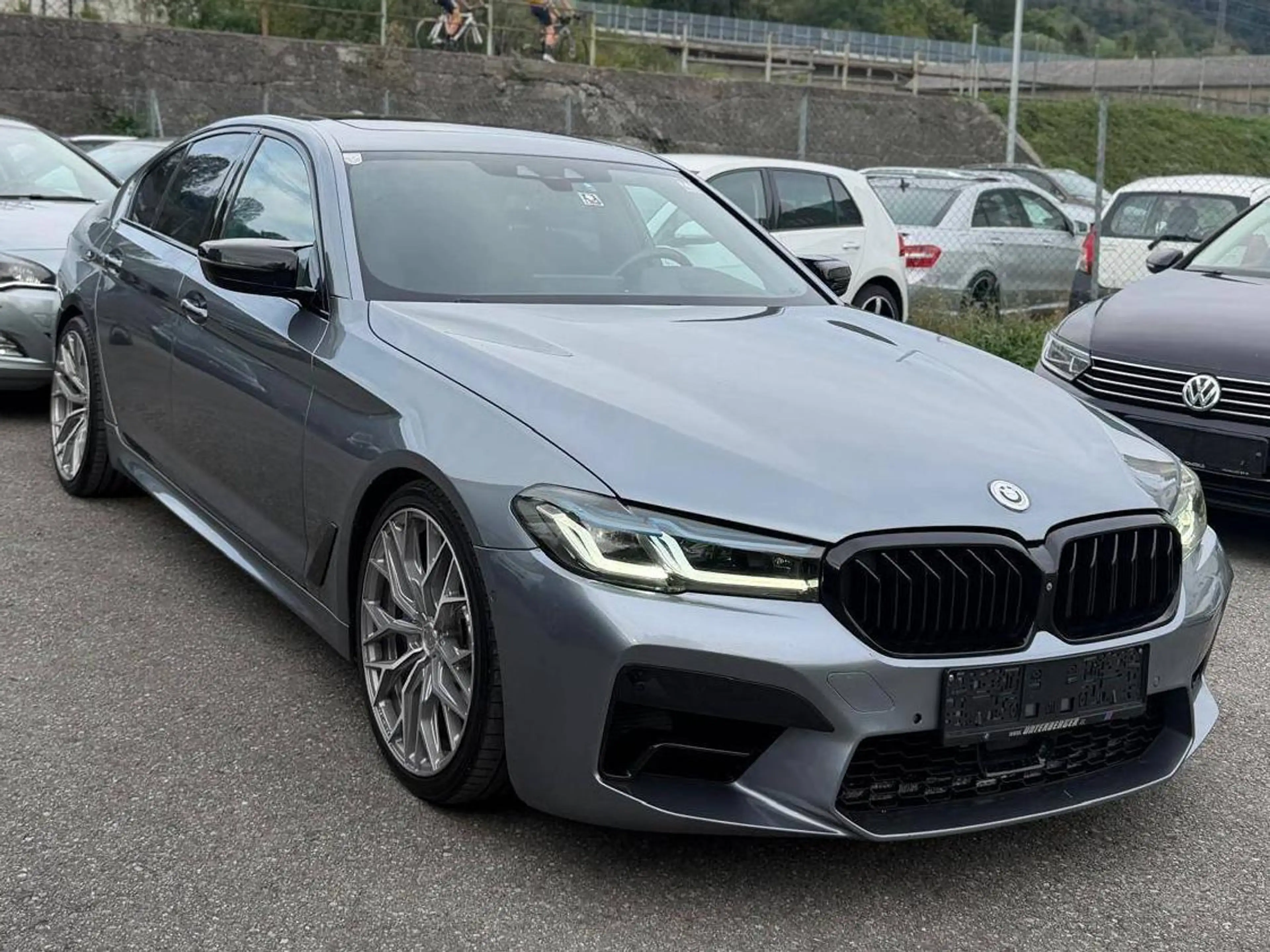 BMW 540 540 i xDrive Luxury Line — photo 2