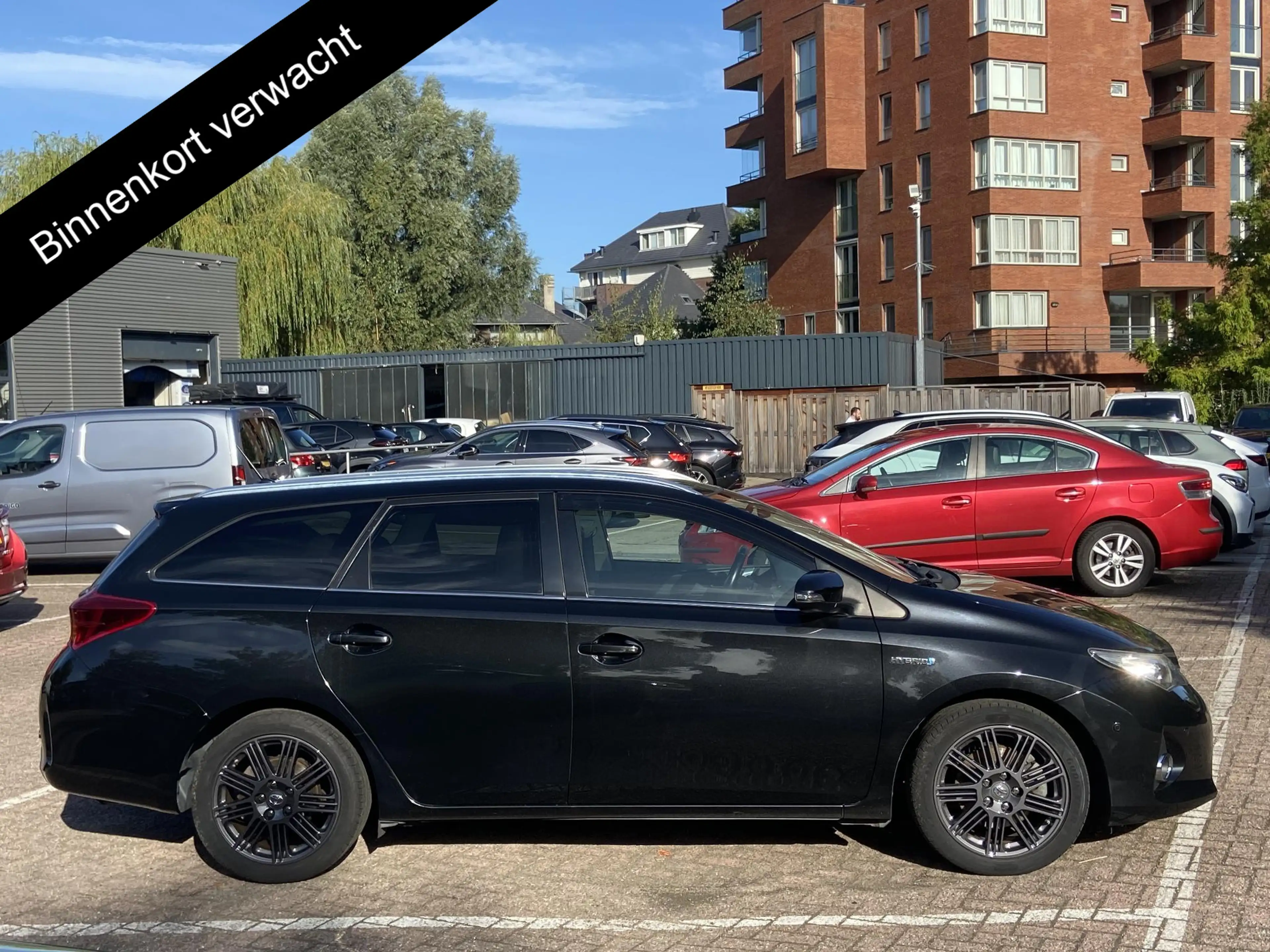 Toyota Auris Touring Sports 1.8 Hybrid Lease Leer | Stoelverwar — photo 6