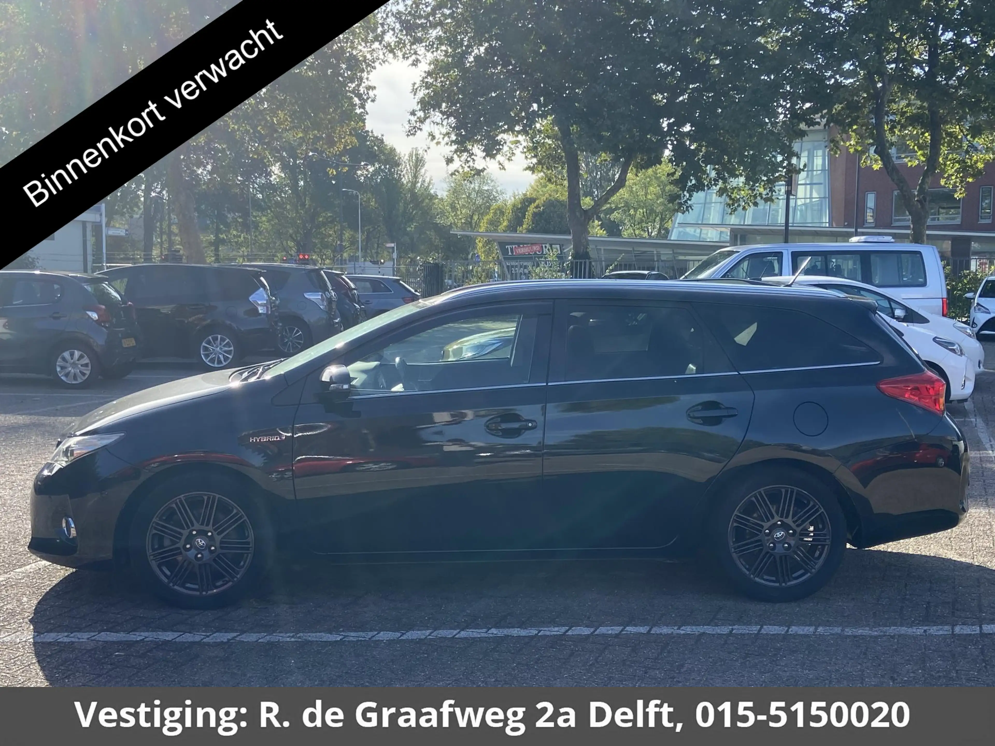 Toyota Auris Touring Sports 1.8 Hybrid Lease Leer | Stoelverwar — photo 3