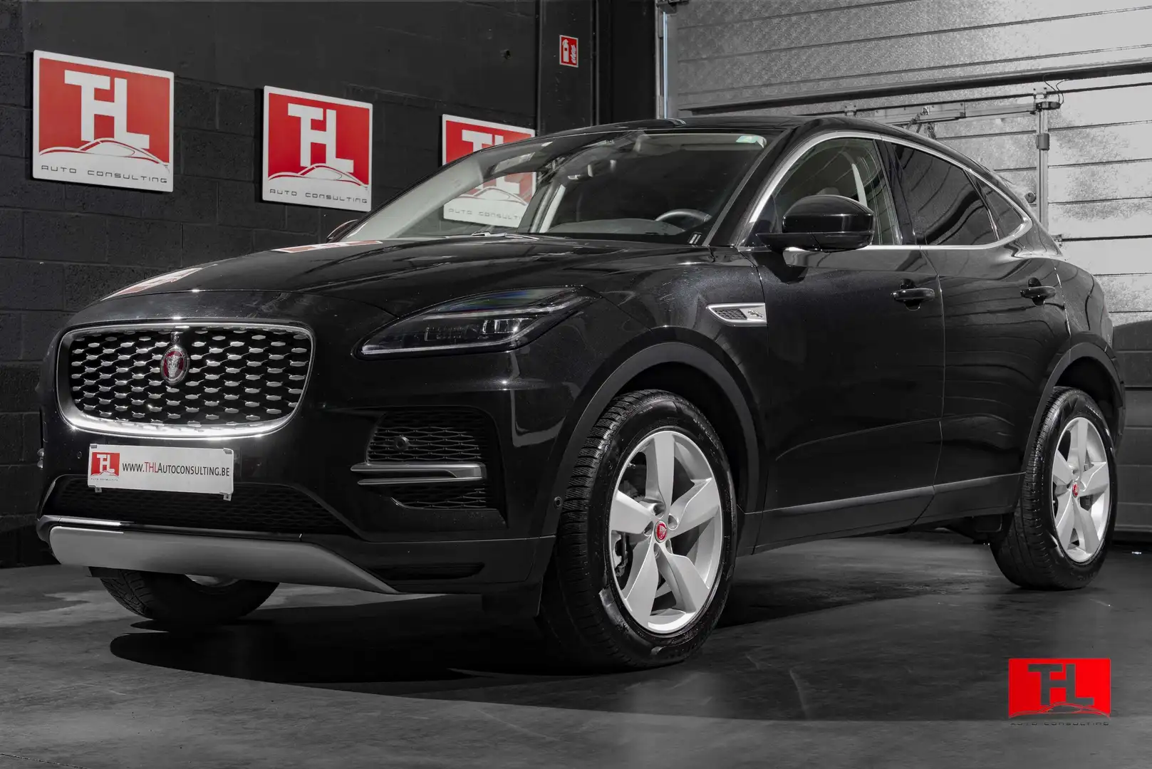 Jaguar E-Pace E-Pace 2.0 D AWD D165 SE Auto MY2021/360 Noir - 1