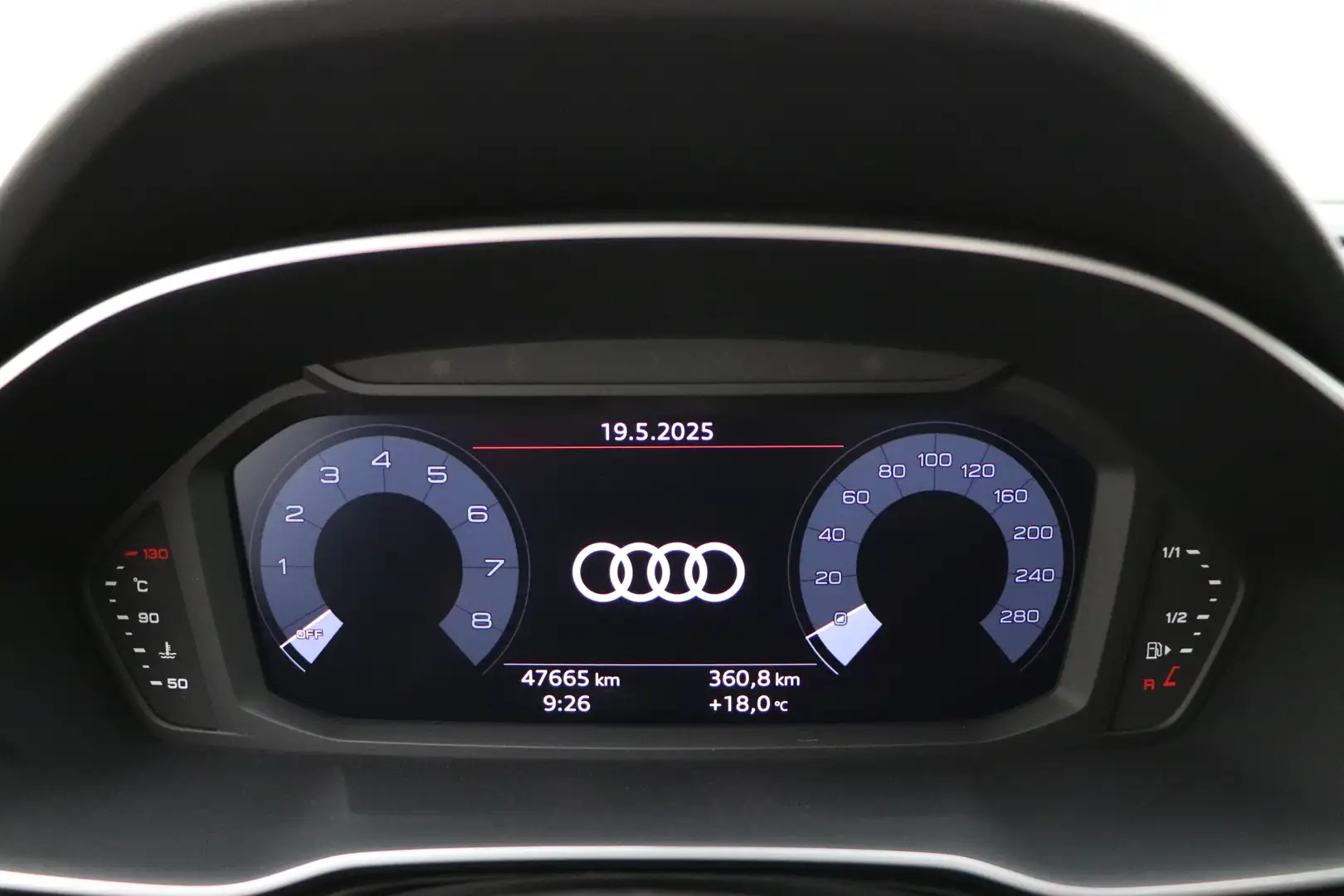 Audi Q3 Sportback 35 TFSI S-Tronic Business+ LEDER/CUIR LE Argent - 2