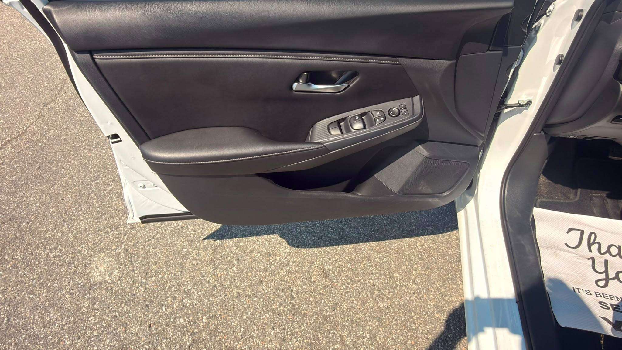 2024 Nissan Sentra Sedan — view 11