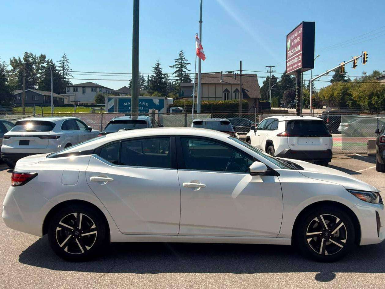 2024 Nissan Sentra Sedan — view 4