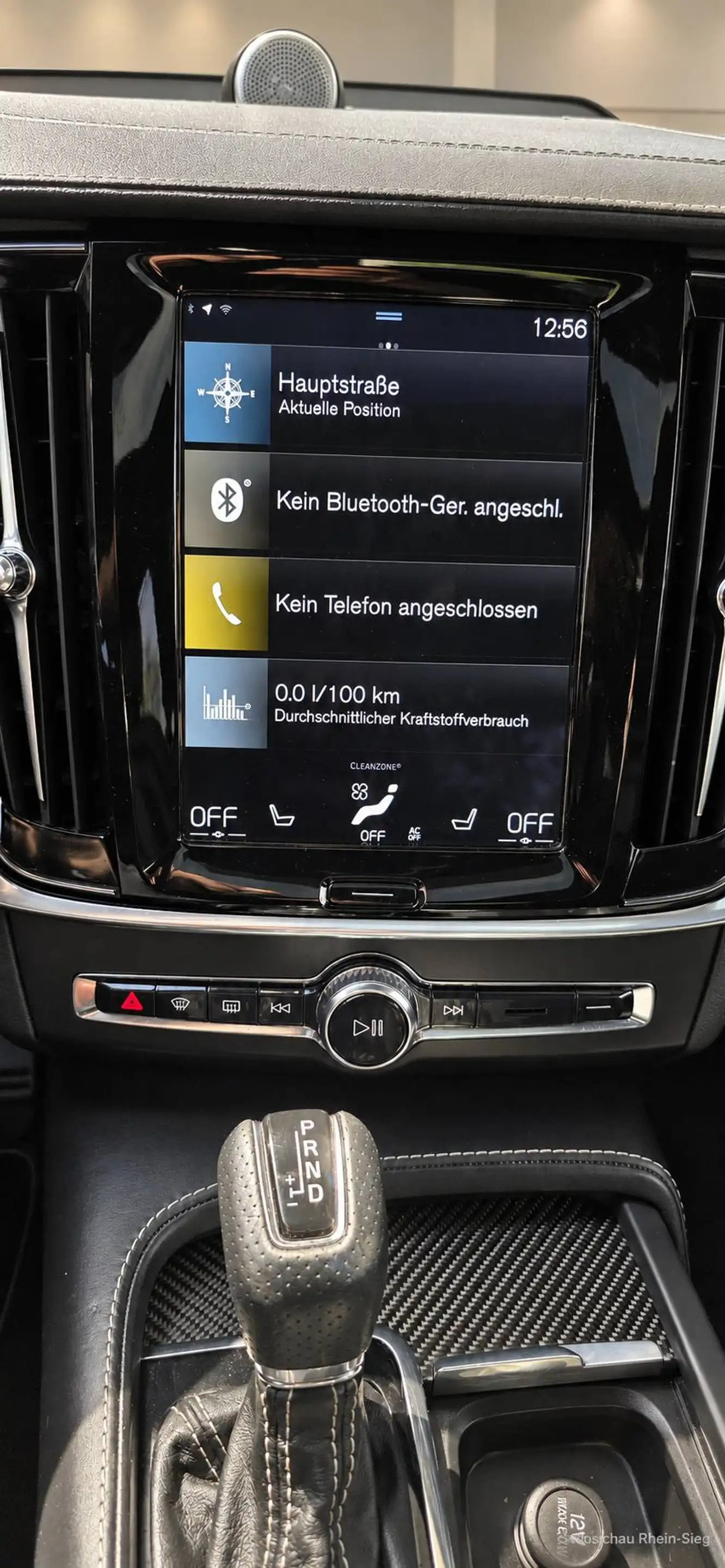 Volvo S90 R Design — photo 15