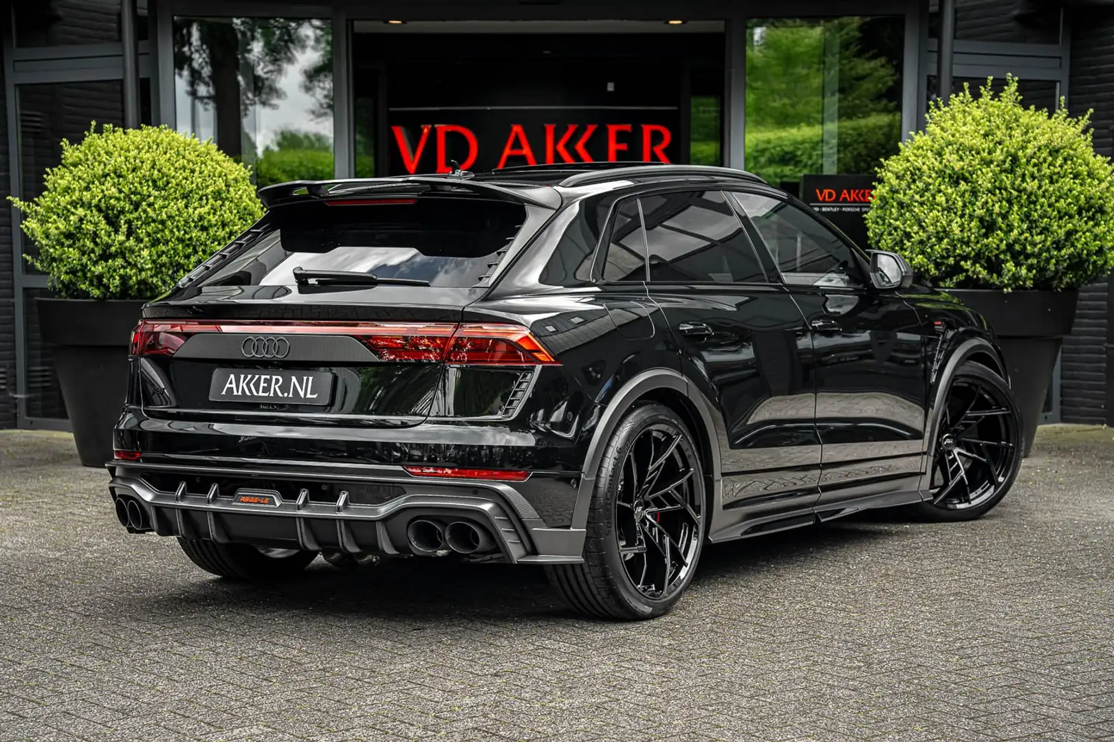 Audi RS Q8 RSQ8 Performance ABT Legacy Edition 1 van 125 (760 Noir - 2